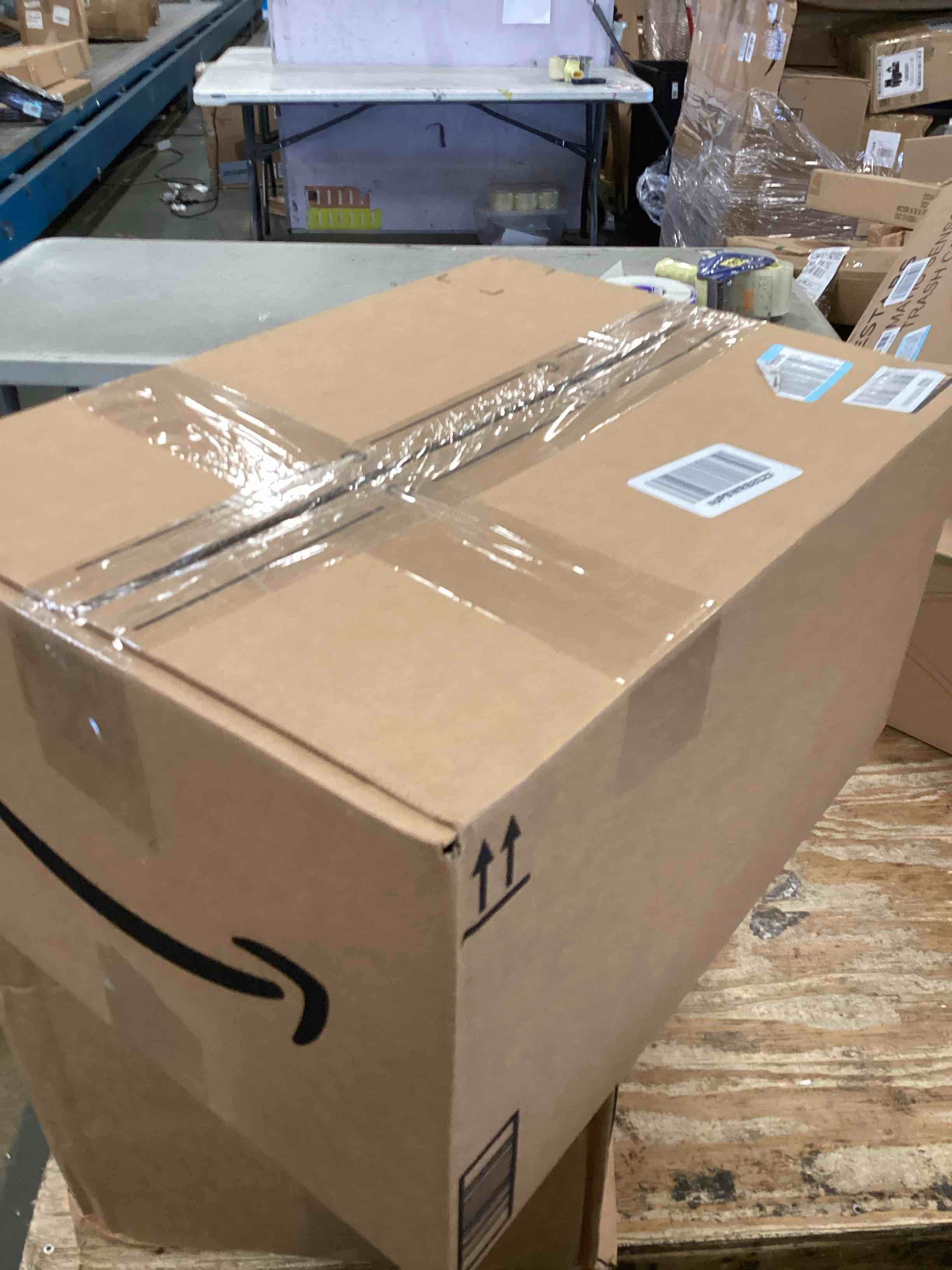 https://s3.amazonaws.com/lotting-images-prod/bidfta/BLU6699066_1723648708481.jpeg
