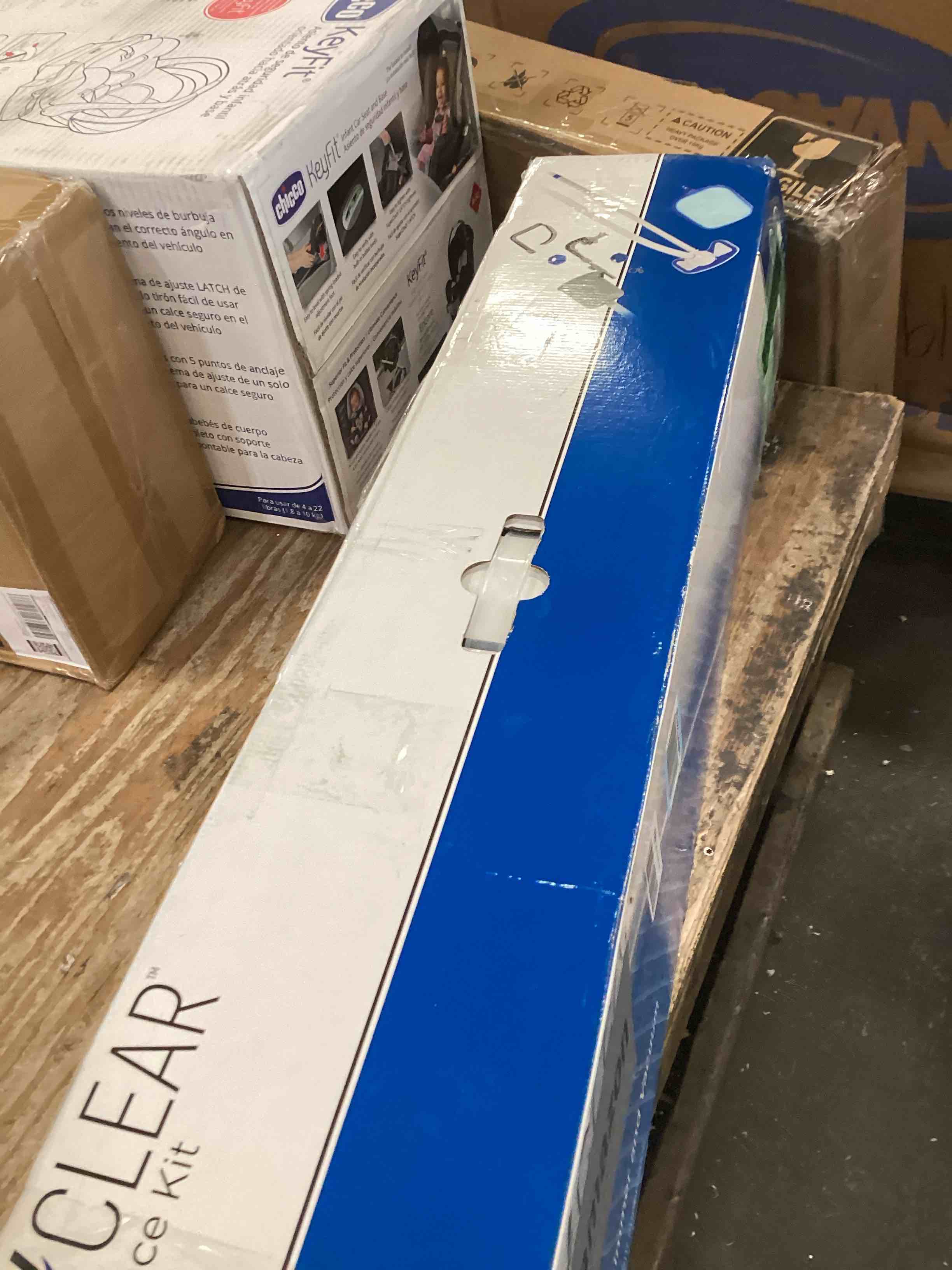 https://s3.amazonaws.com/lotting-images-prod/bidfta/BLU6699077_1723649827255.jpeg
