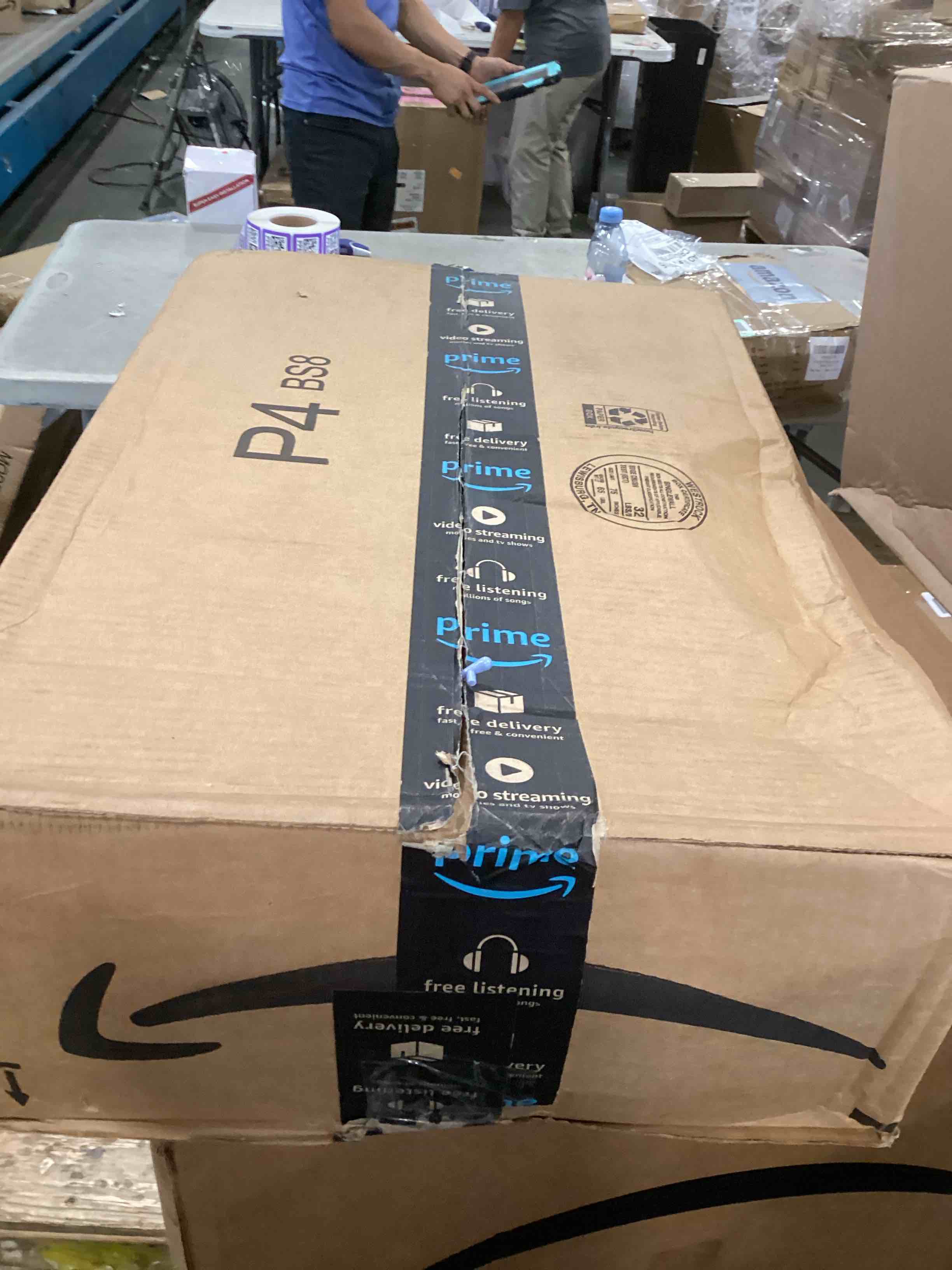https://s3.amazonaws.com/lotting-images-prod/bidfta/BLU6699310_1723735003383.jpeg