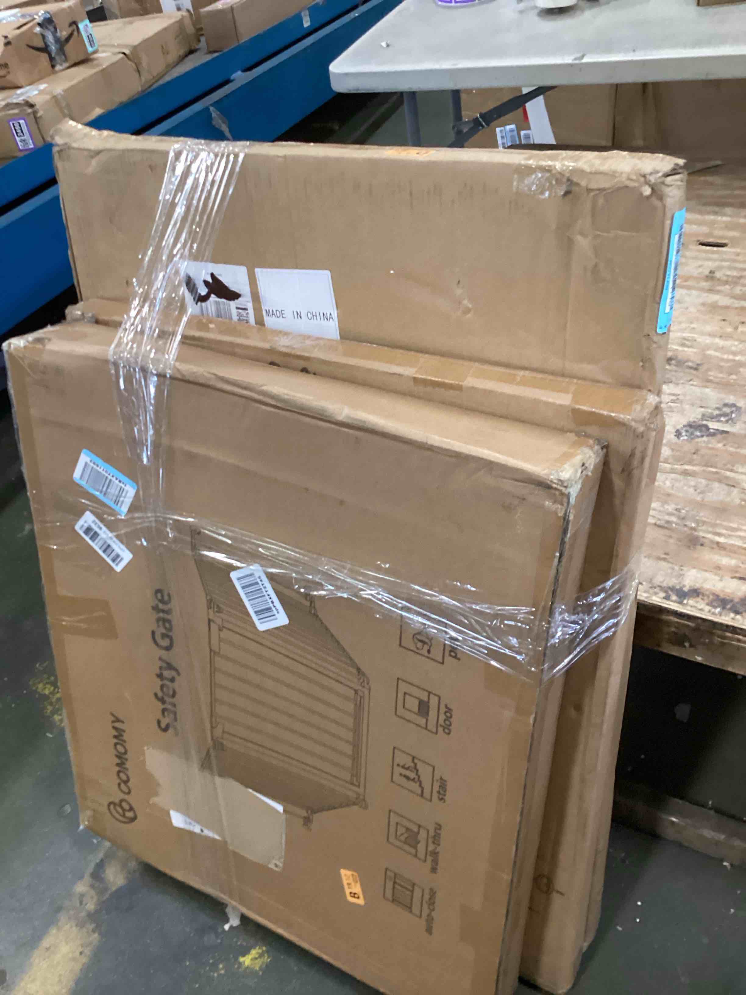 https://s3.amazonaws.com/lotting-images-prod/bidfta/BLU6699402_1723748068563.jpeg
