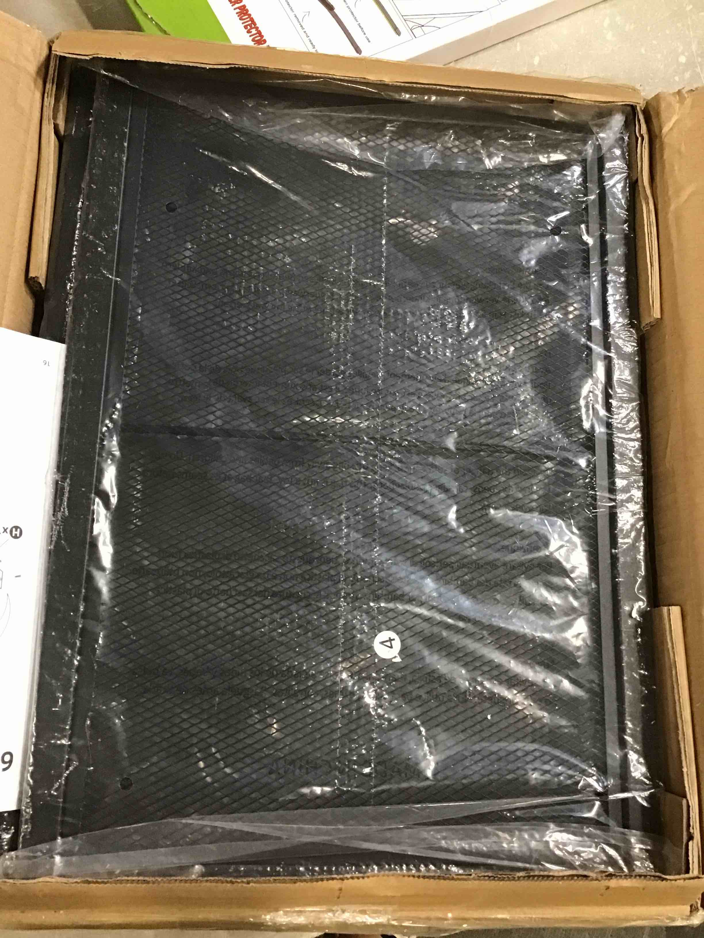 https://s3.amazonaws.com/lotting-images-prod/bidfta/BLU6699465_1722868272604.jpeg