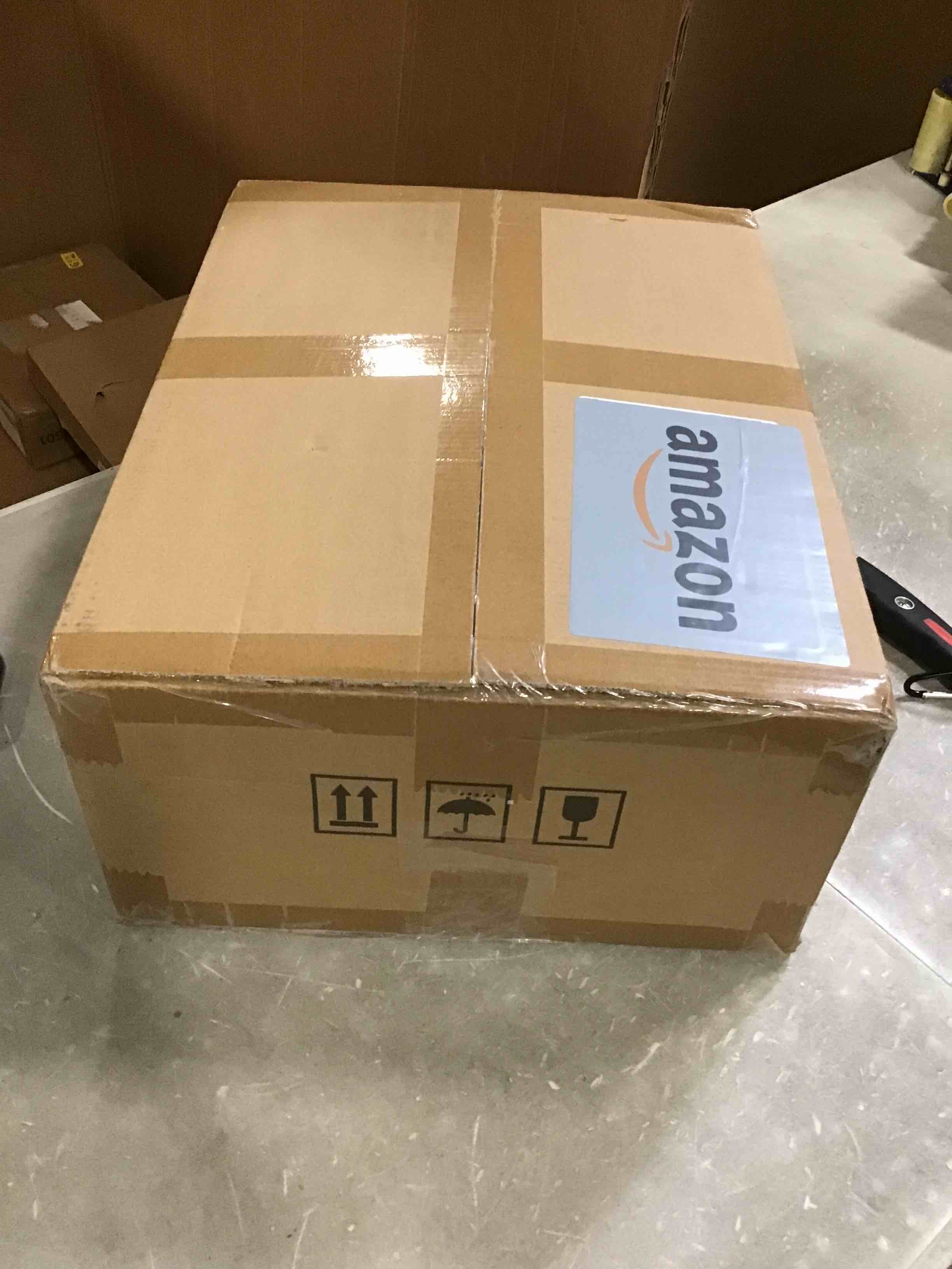https://s3.amazonaws.com/lotting-images-prod/bidfta/BLU6699467_1722868601351.jpeg