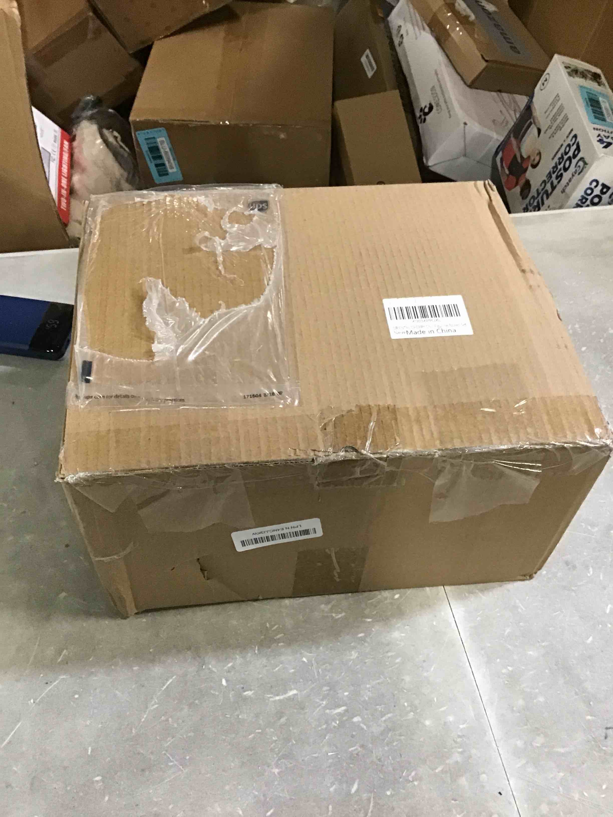 https://s3.amazonaws.com/lotting-images-prod/bidfta/BLU6699525_1722873517135.jpeg
