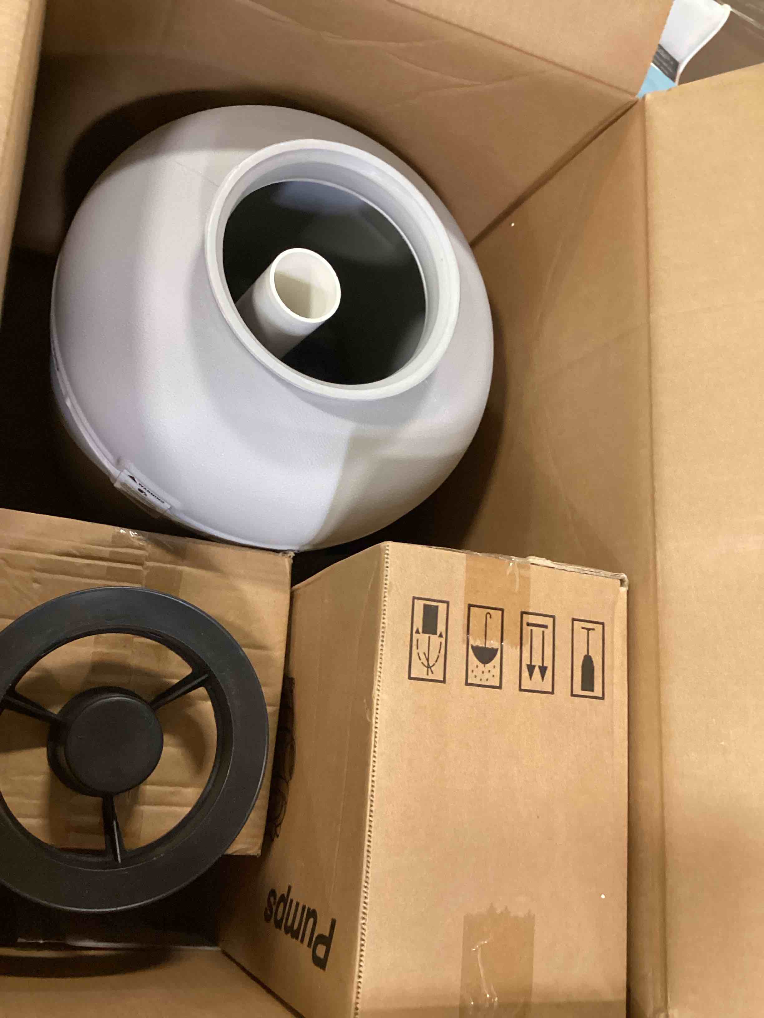 https://s3.amazonaws.com/lotting-images-prod/bidfta/BLU6700876_1723560233967.jpeg