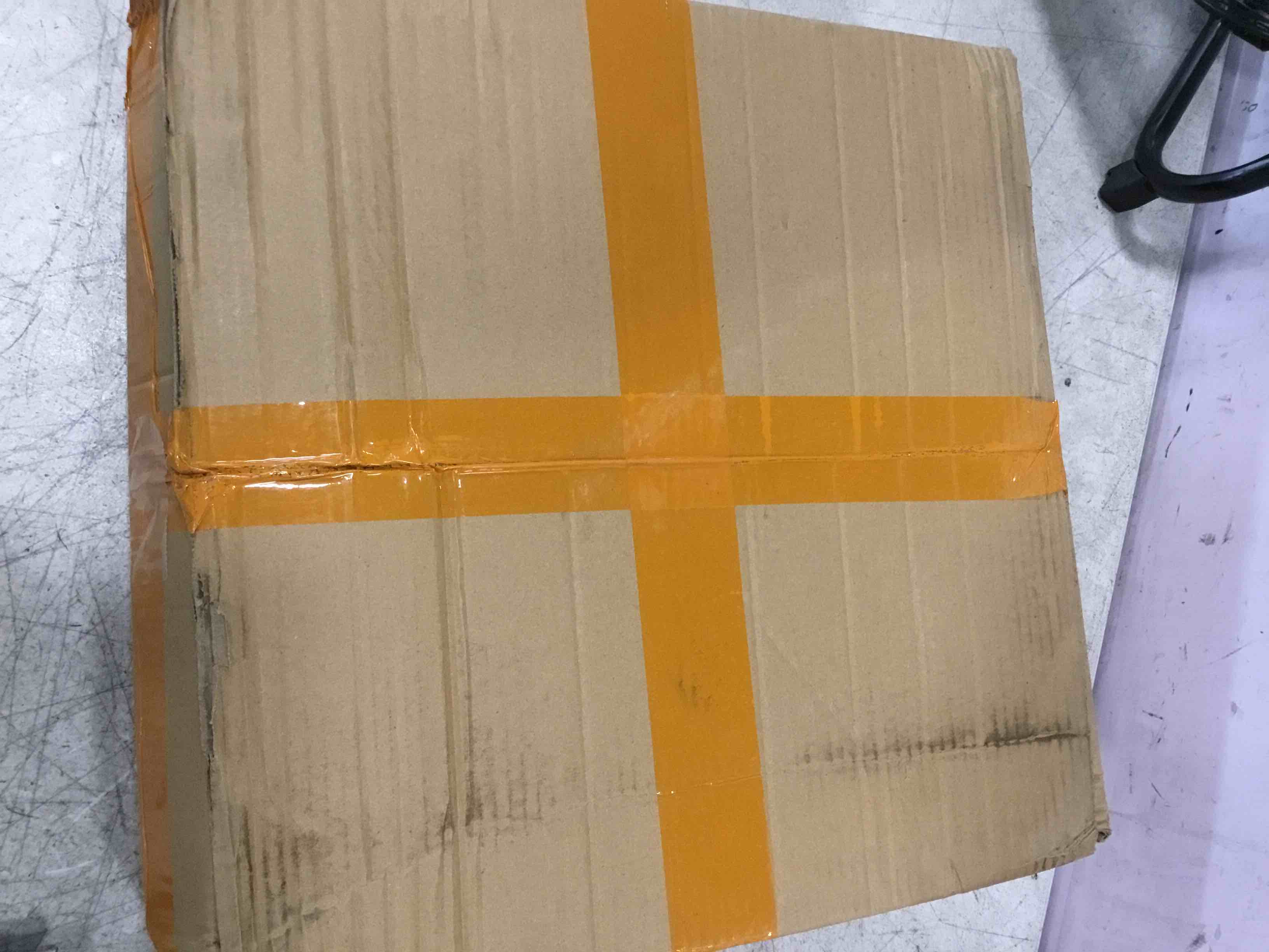 https://s3.amazonaws.com/lotting-images-prod/bidfta/BLU6701212_1722950073383.jpeg