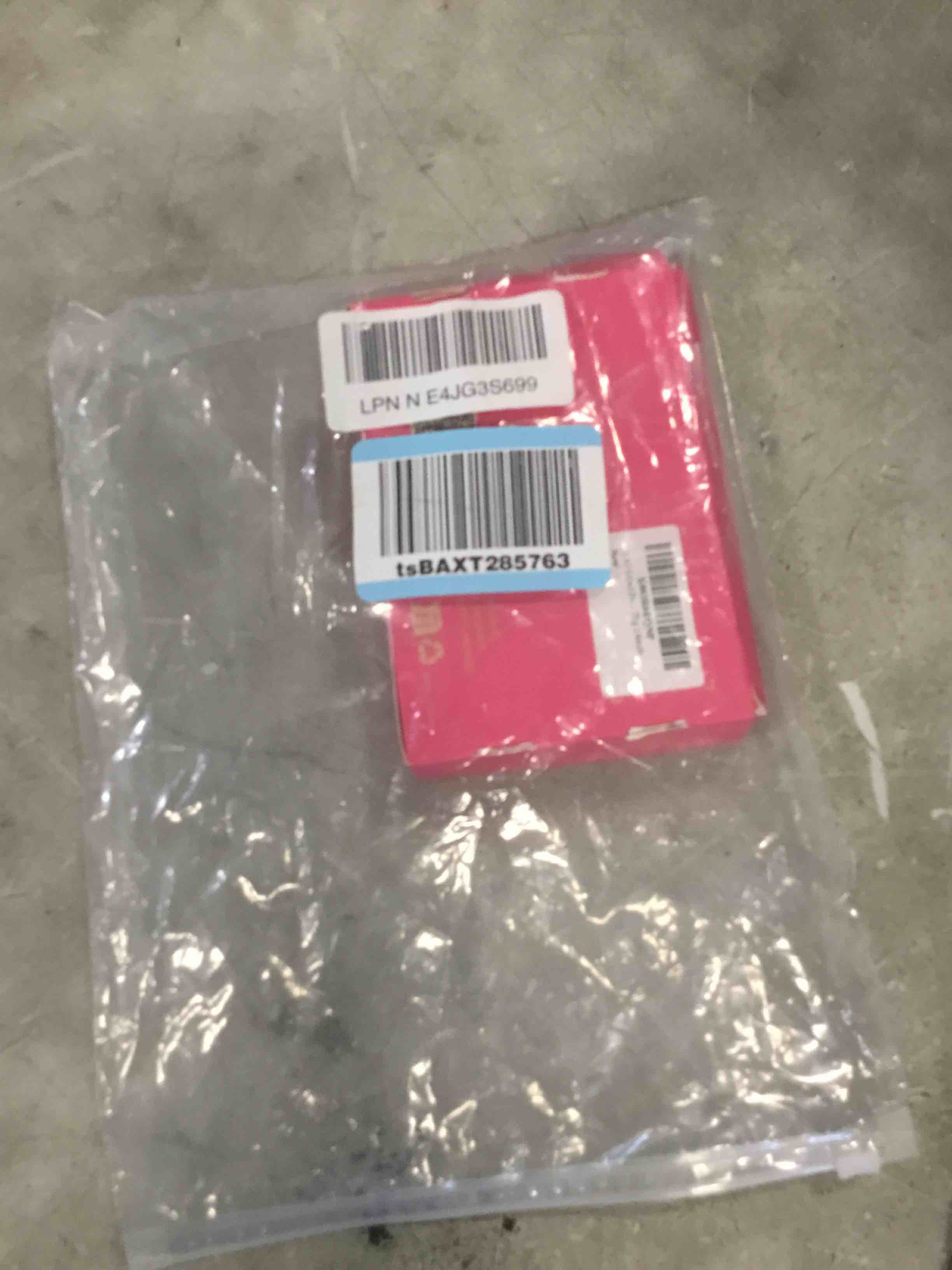 https://s3.amazonaws.com/lotting-images-prod/bidfta/BLU6701551_1723046589207.jpeg