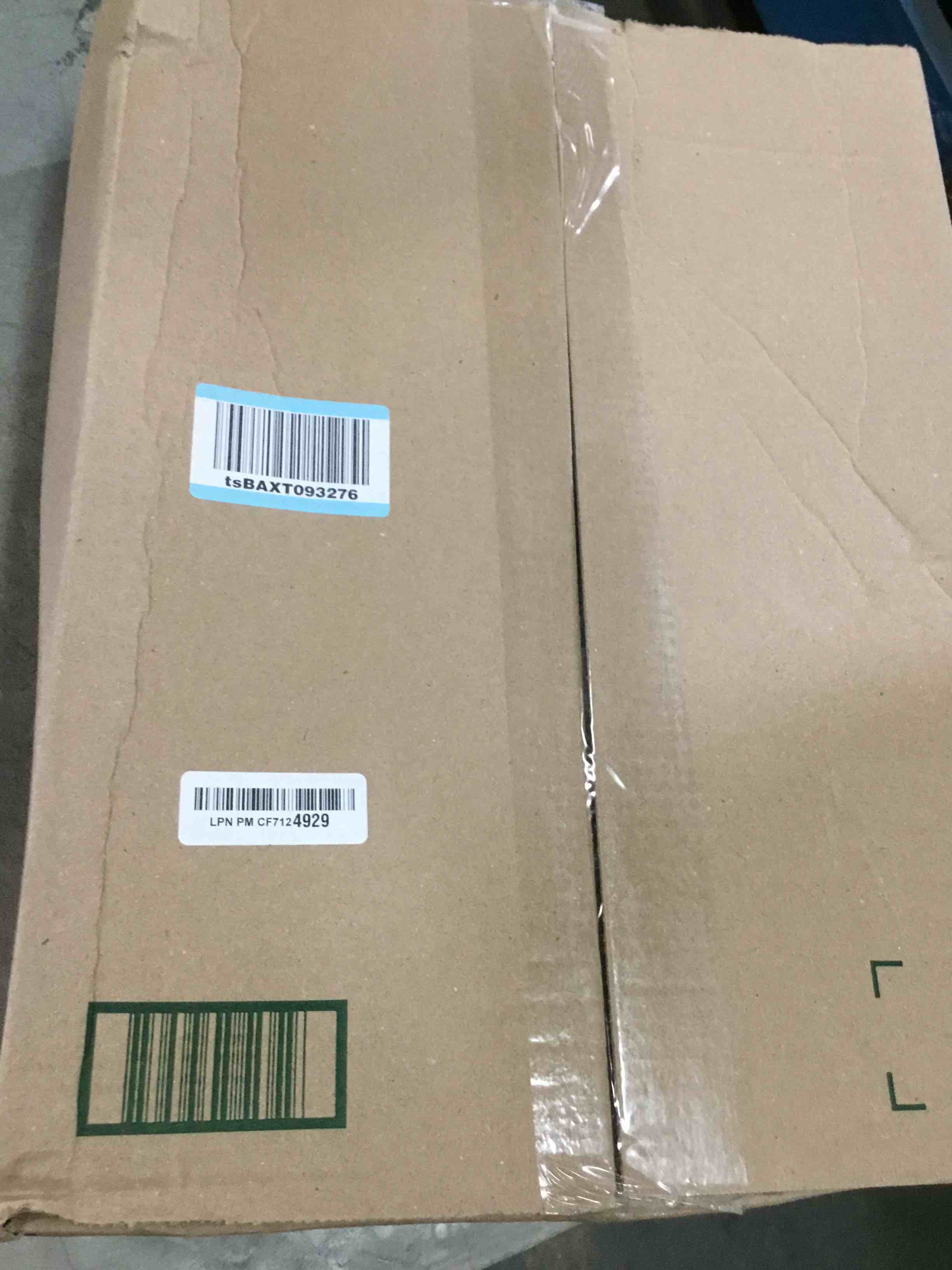 https://s3.amazonaws.com/lotting-images-prod/bidfta/BLU6702001_1723226143590.jpeg