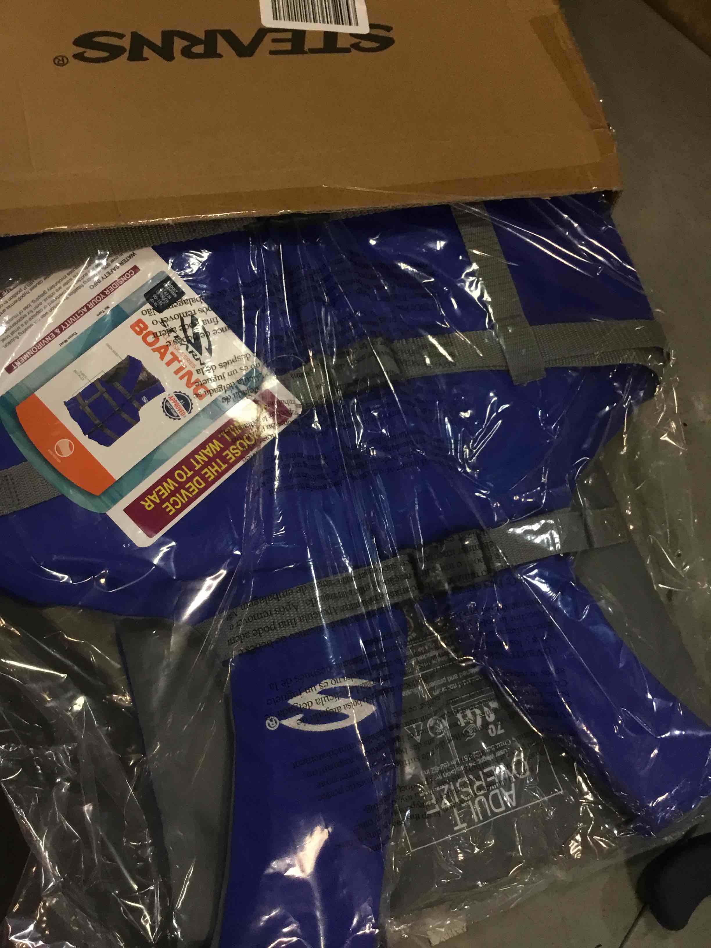 https://s3.amazonaws.com/lotting-images-prod/bidfta/BLU6702136_1723473253765.jpeg