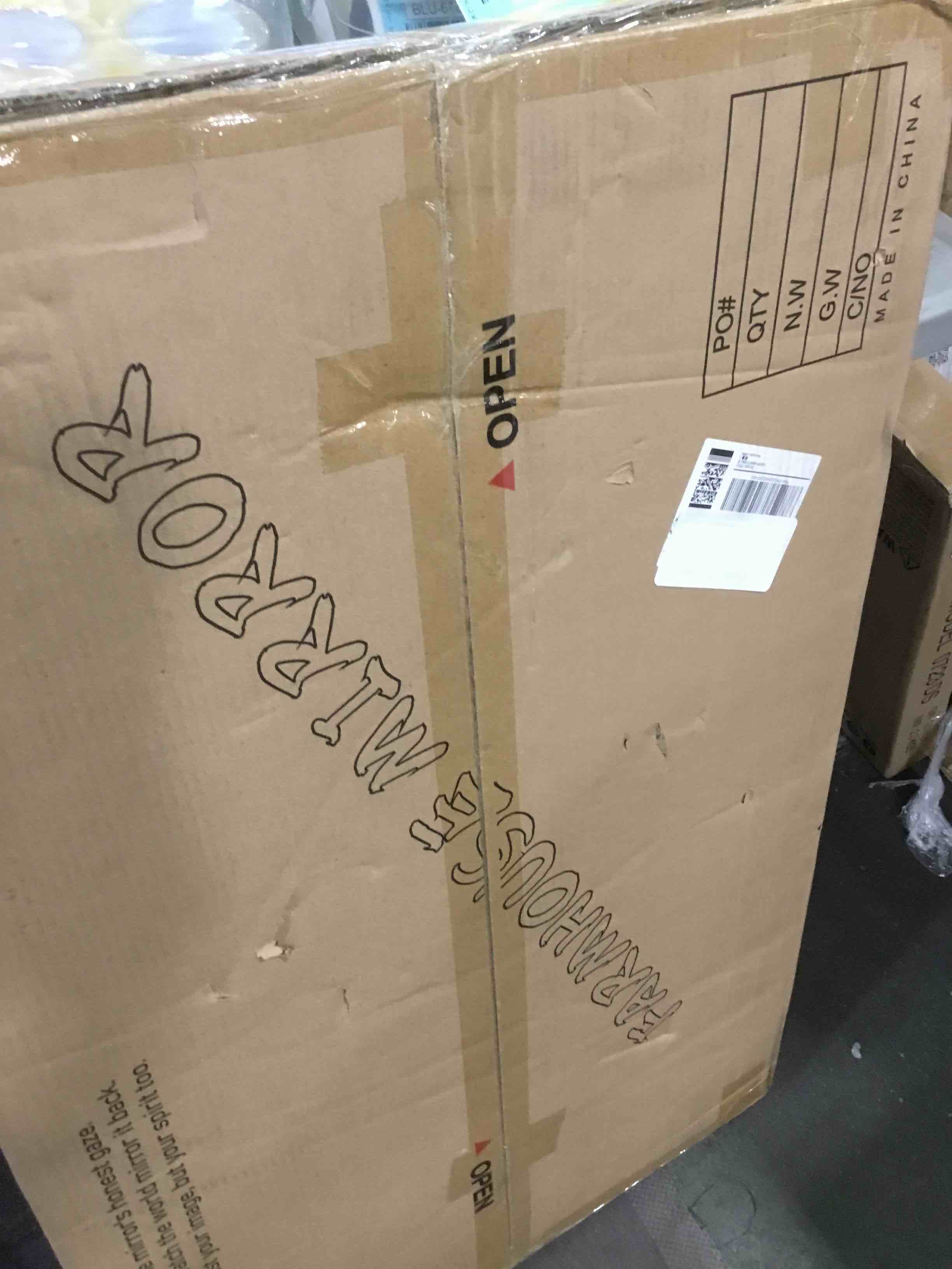 https://s3.amazonaws.com/lotting-images-prod/bidfta/BLU6702163_1723476708205.jpeg