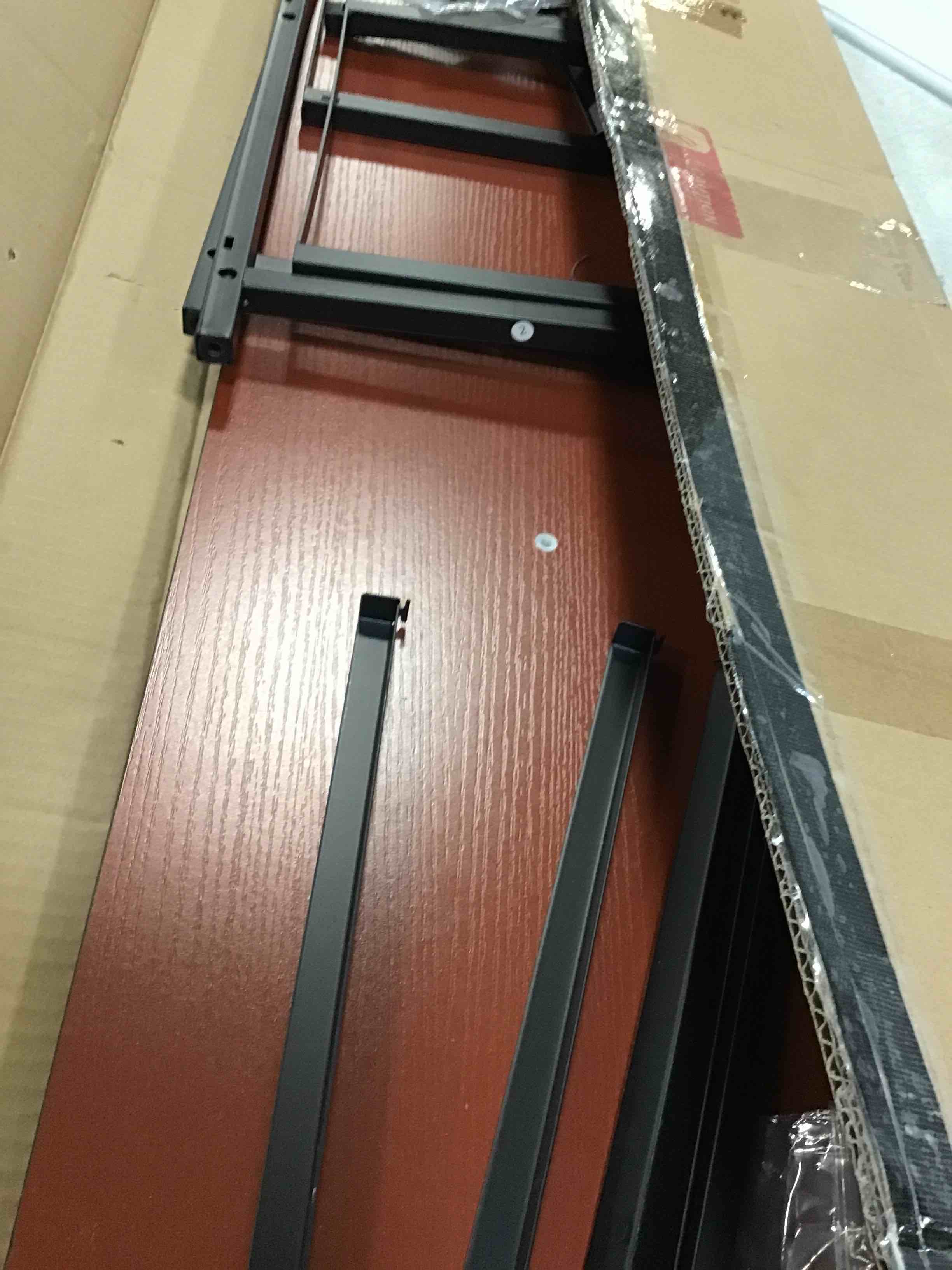 https://s3.amazonaws.com/lotting-images-prod/bidfta/BLU6702639_1723066416153.jpeg