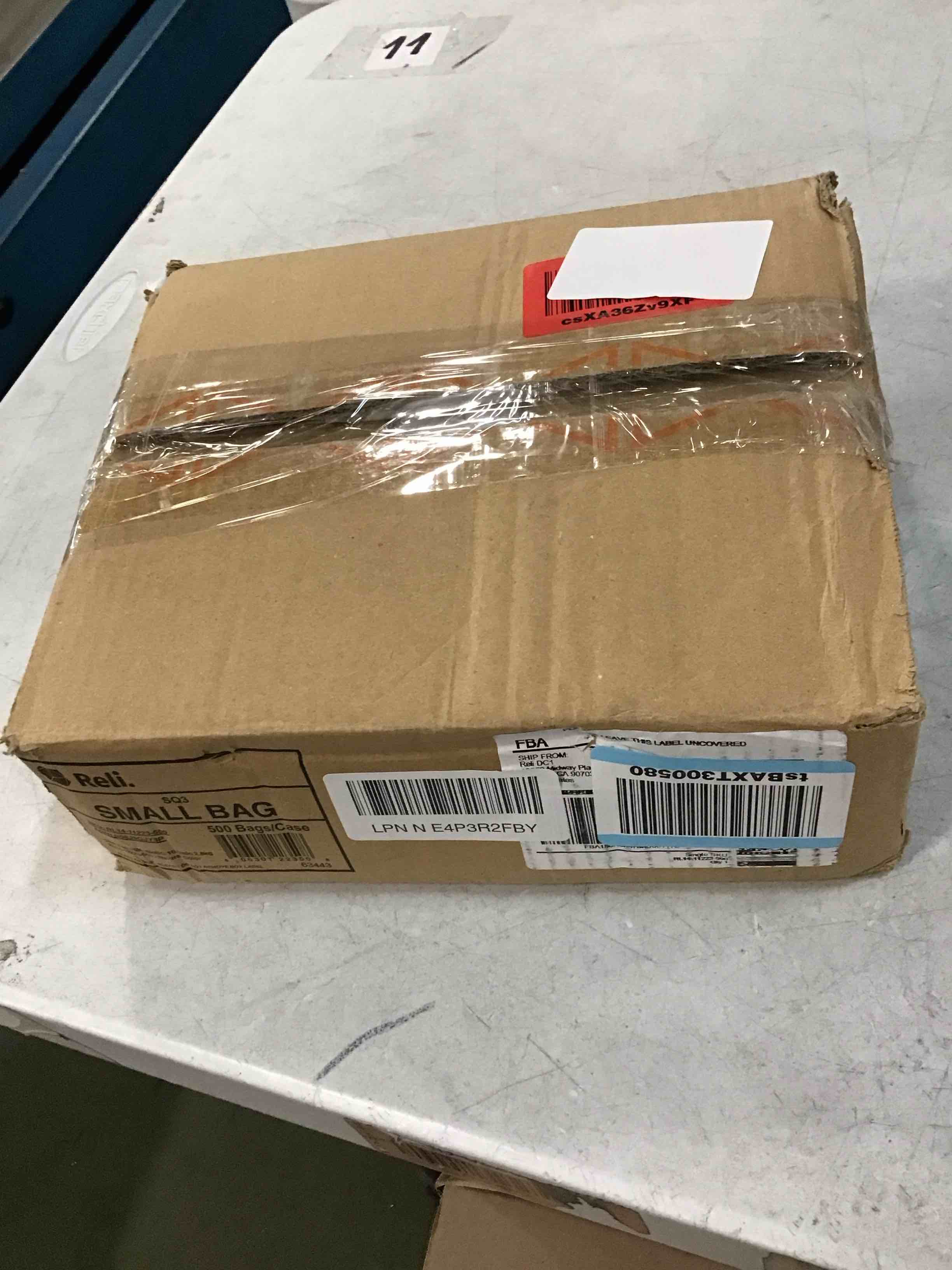 https://s3.amazonaws.com/lotting-images-prod/bidfta/BLU6702700_1722897281384.jpeg