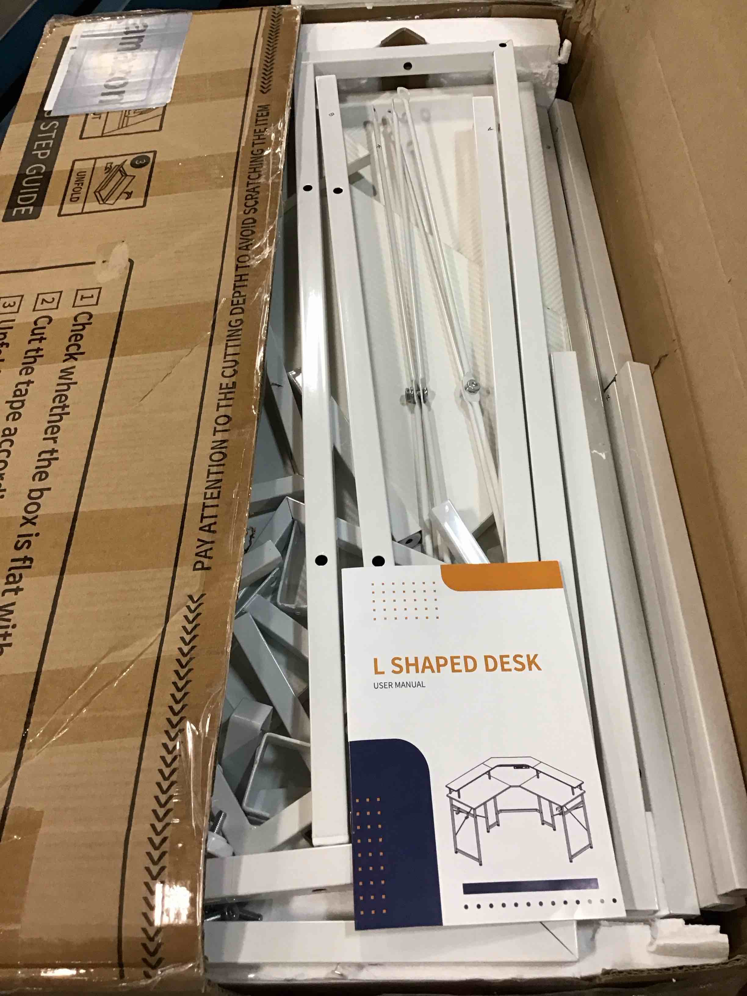 https://s3.amazonaws.com/lotting-images-prod/bidfta/BLU6702704_1722897960579.jpeg