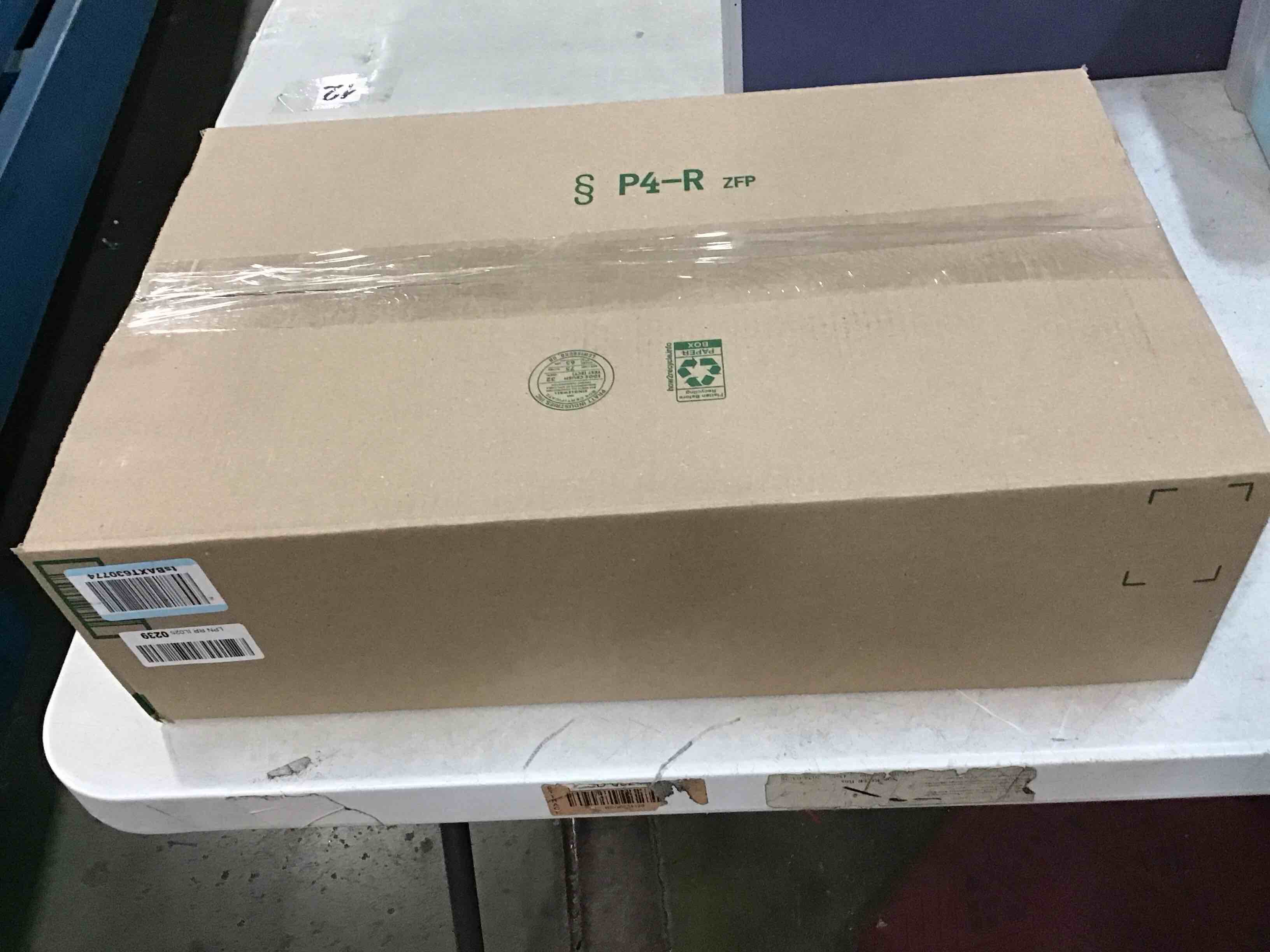 https://s3.amazonaws.com/lotting-images-prod/bidfta/BLU6702762_1722910672212.jpeg