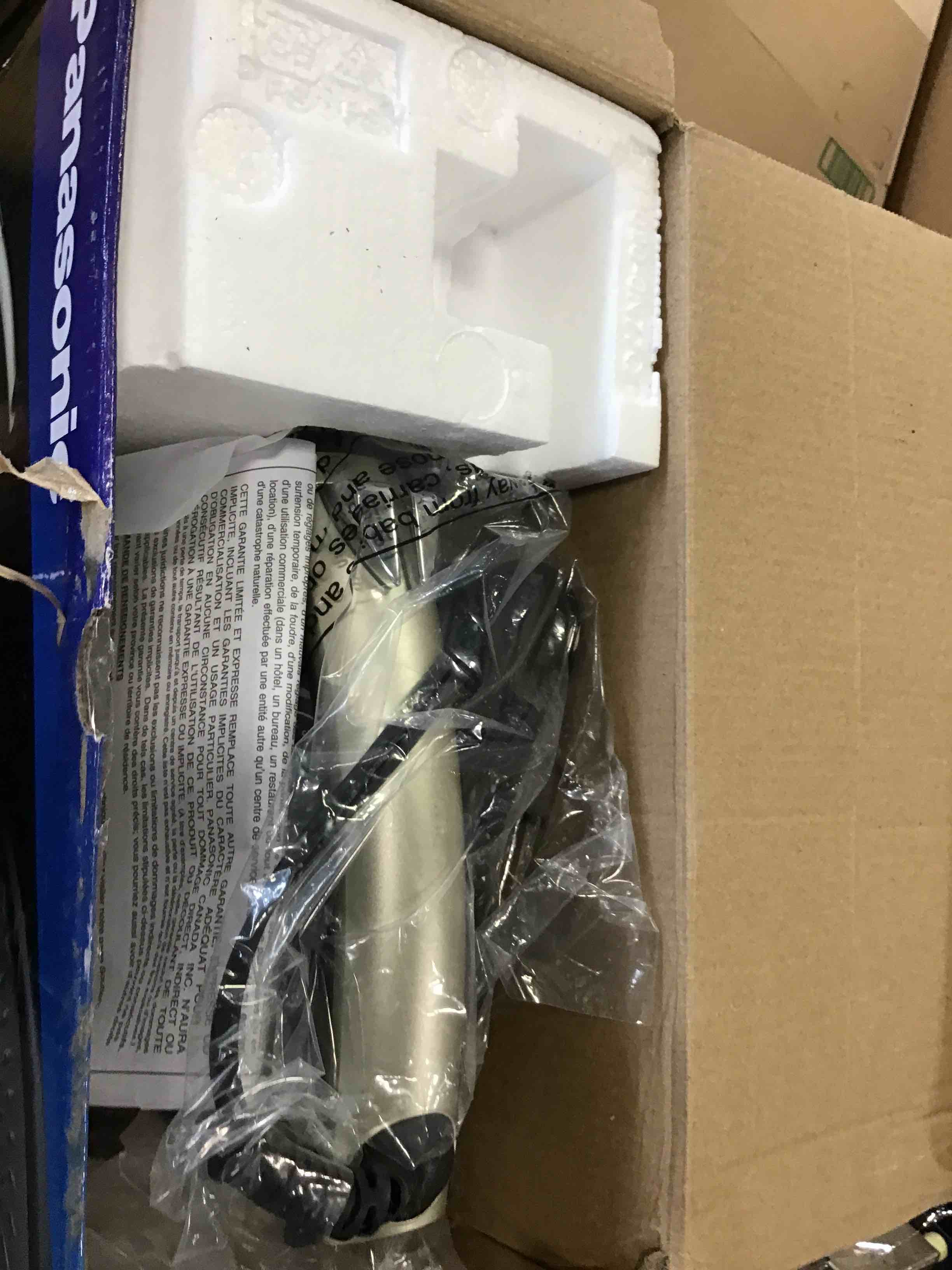 https://s3.amazonaws.com/lotting-images-prod/bidfta/BLU6703242_1722873447470.jpeg