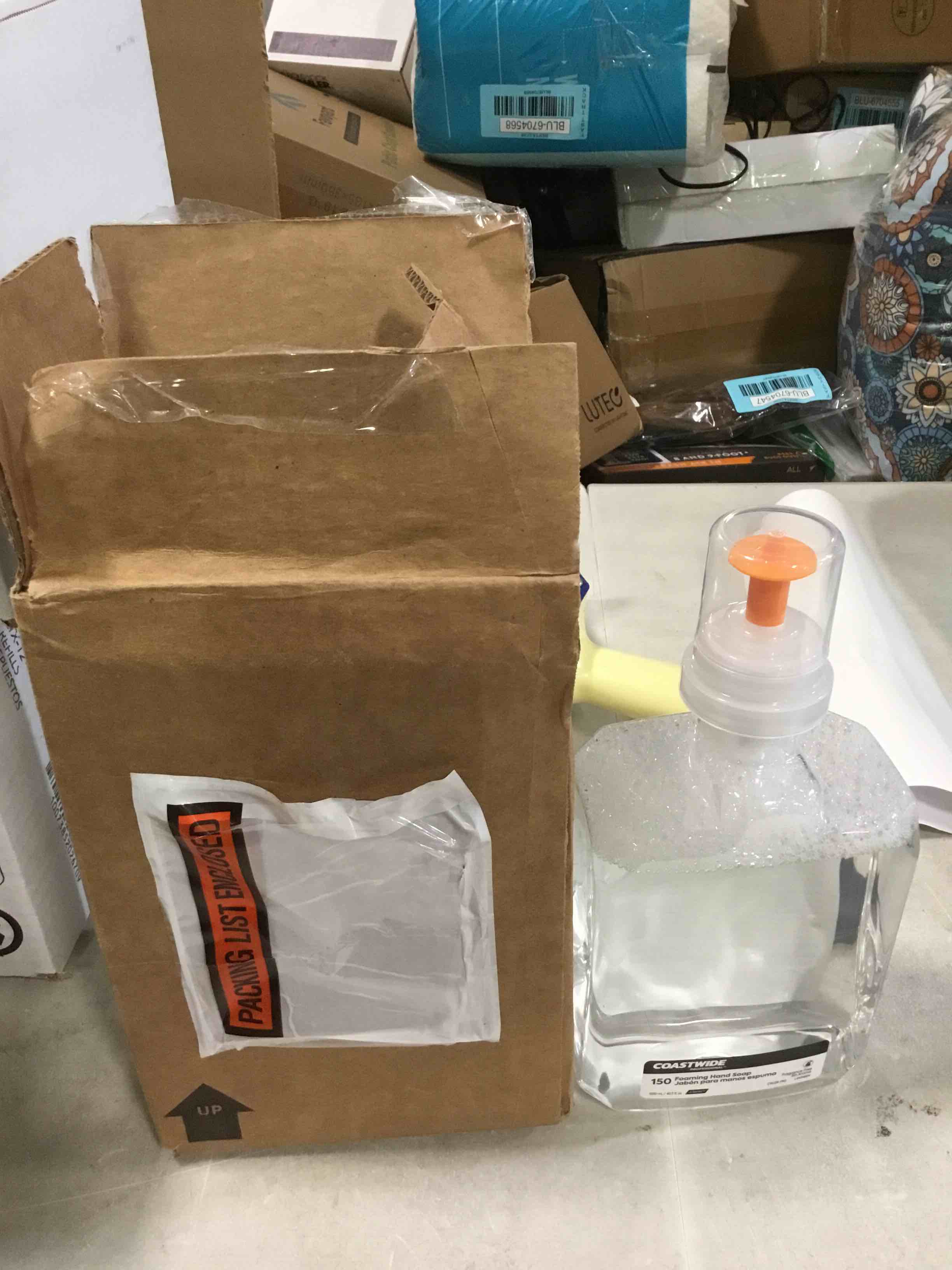 https://s3.amazonaws.com/lotting-images-prod/bidfta/BLU6704582_1719601497288.jpeg