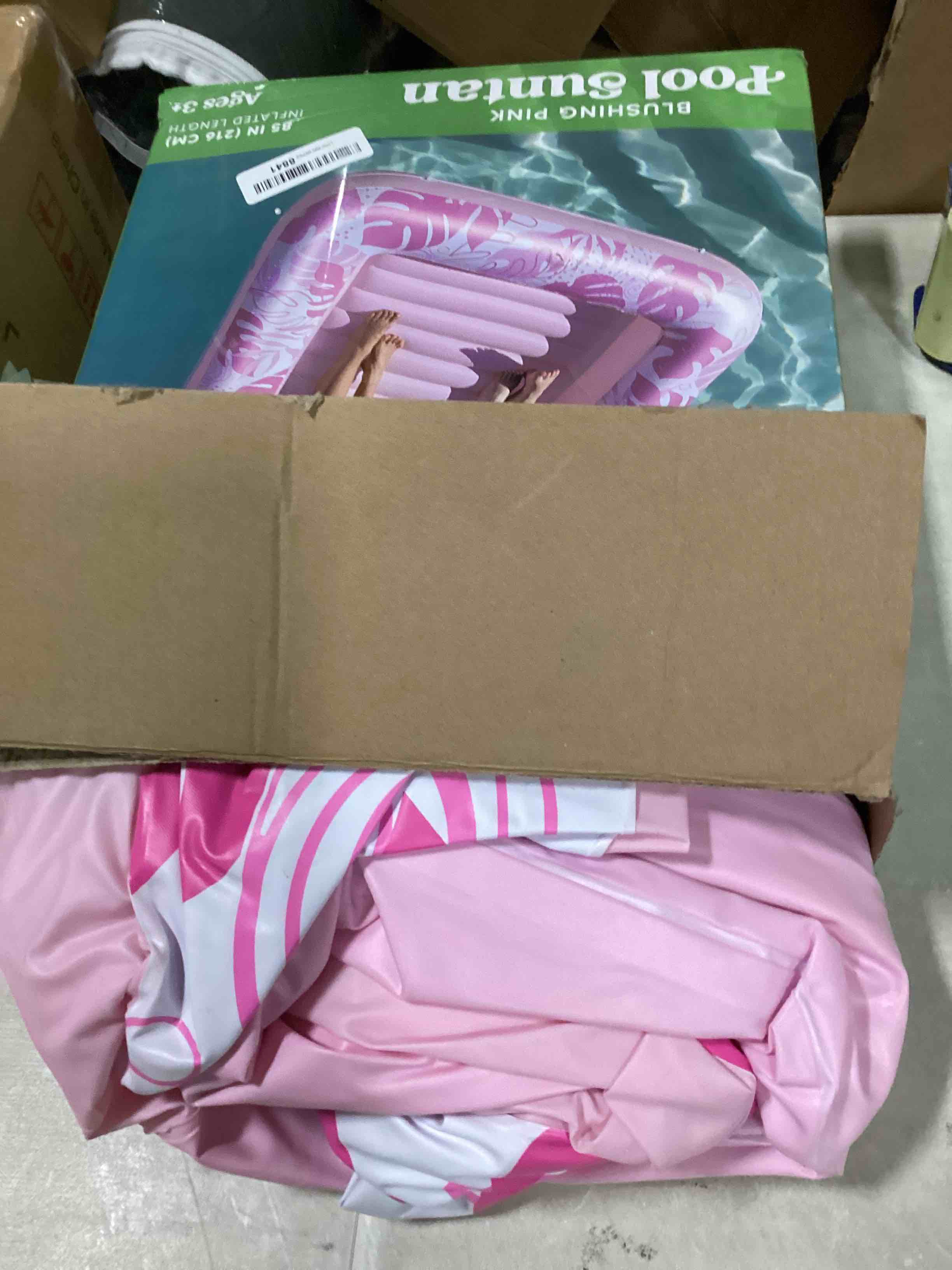 https://s3.amazonaws.com/lotting-images-prod/bidfta/BLU6704823_1719863023771.jpeg