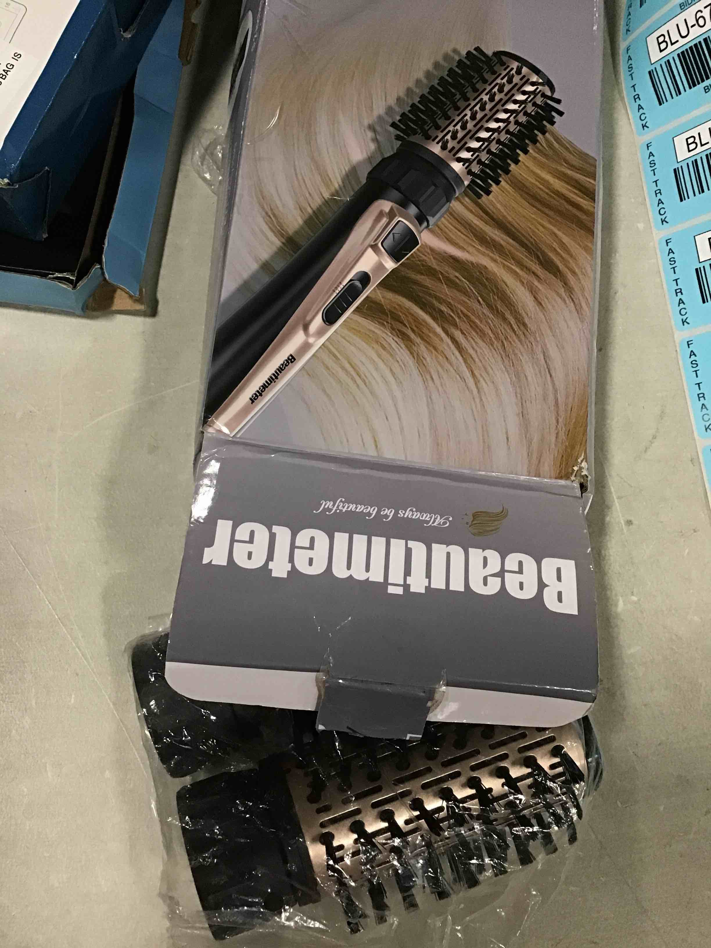 https://s3.amazonaws.com/lotting-images-prod/bidfta/BLU6705259_1720021442193.jpeg