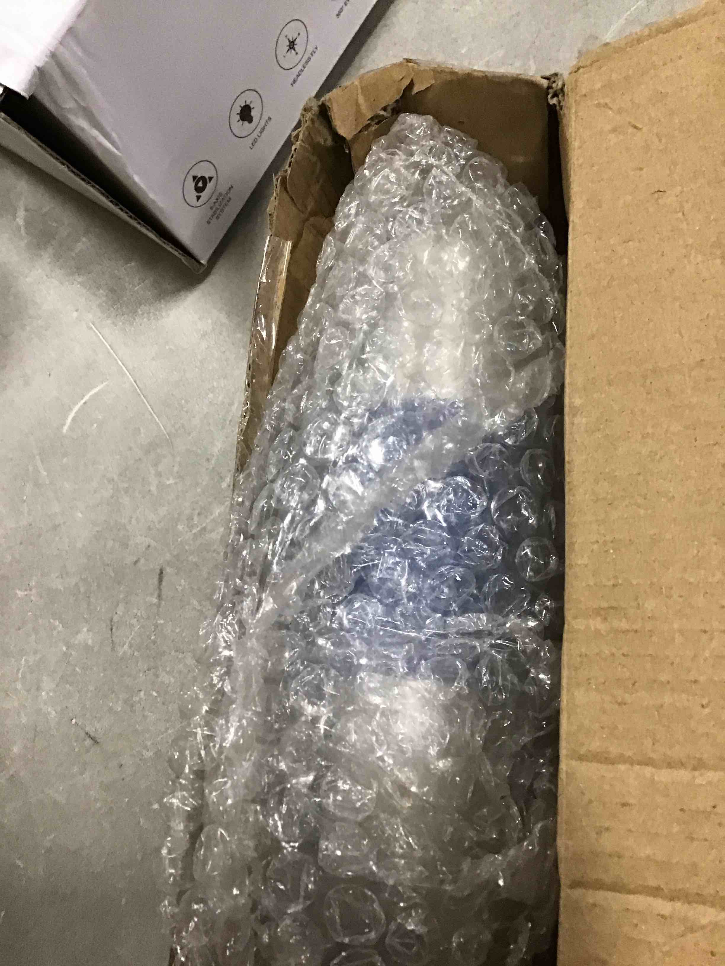 https://s3.amazonaws.com/lotting-images-prod/bidfta/BLU6705628_1719586067188.jpeg