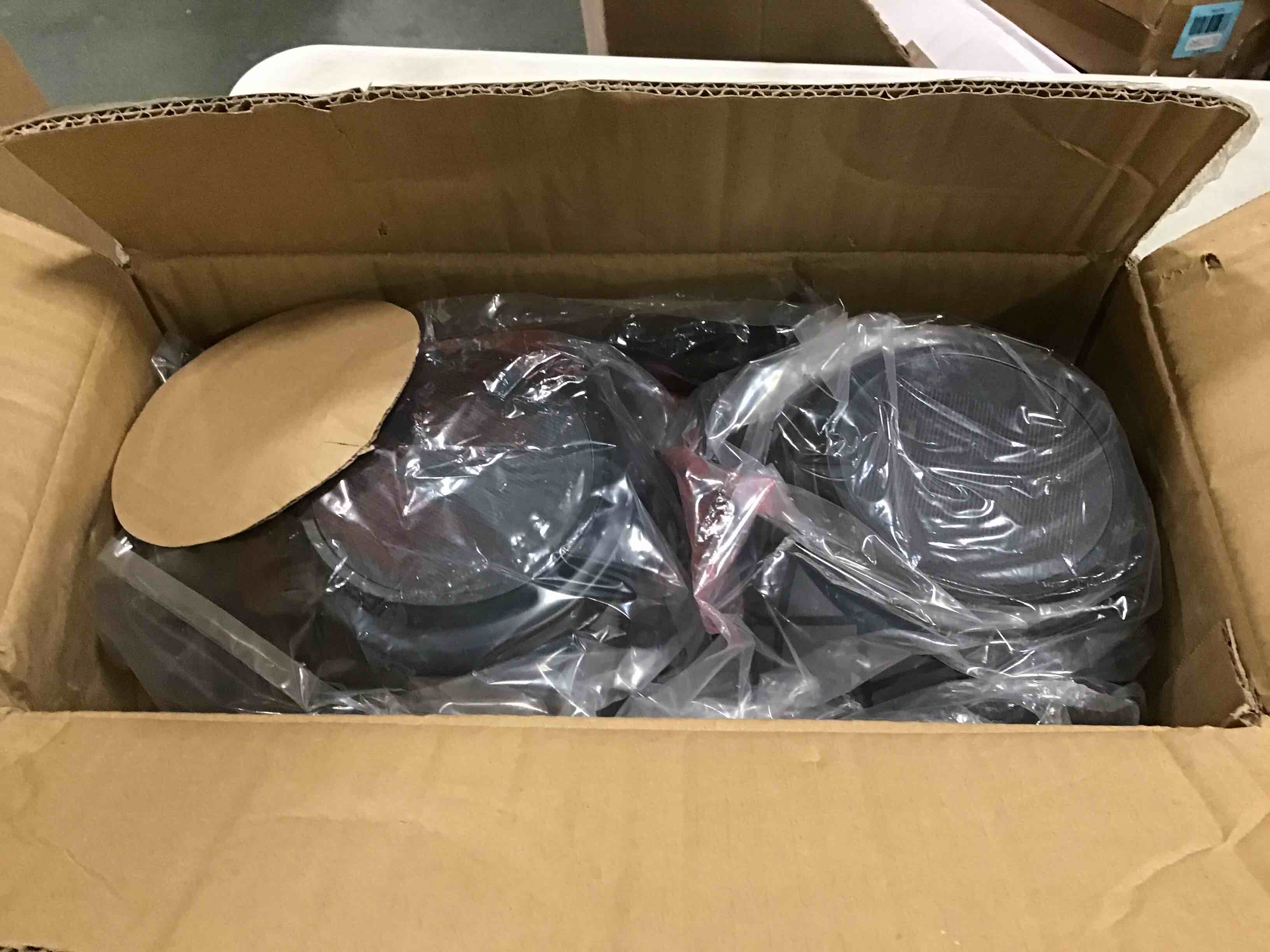 https://s3.amazonaws.com/lotting-images-prod/bidfta/BLU6705648_1719587234131.jpeg
