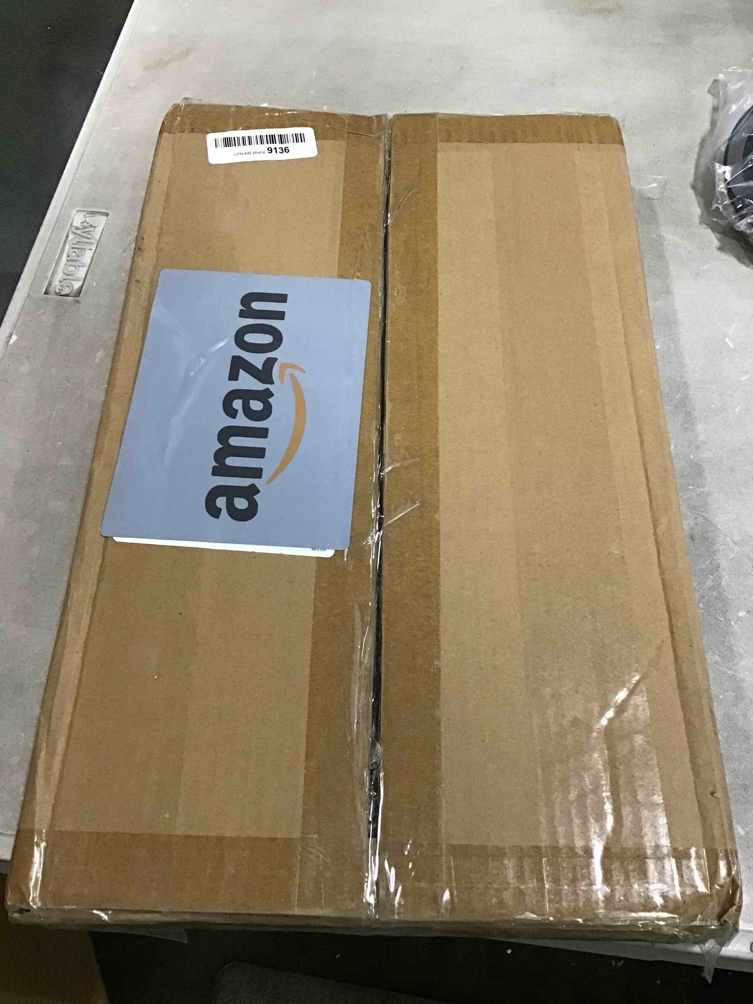 https://s3.amazonaws.com/lotting-images-prod/bidfta/BLU6705754_1719599919705.jpeg