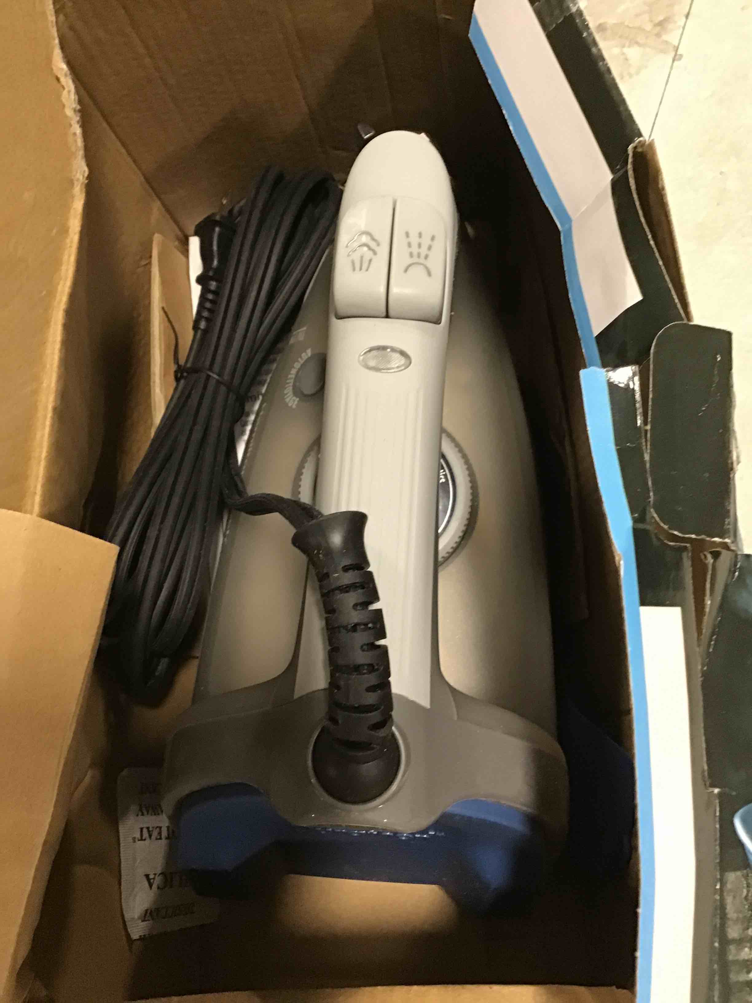 https://s3.amazonaws.com/lotting-images-prod/bidfta/BLU6705990_1719862443457.jpeg