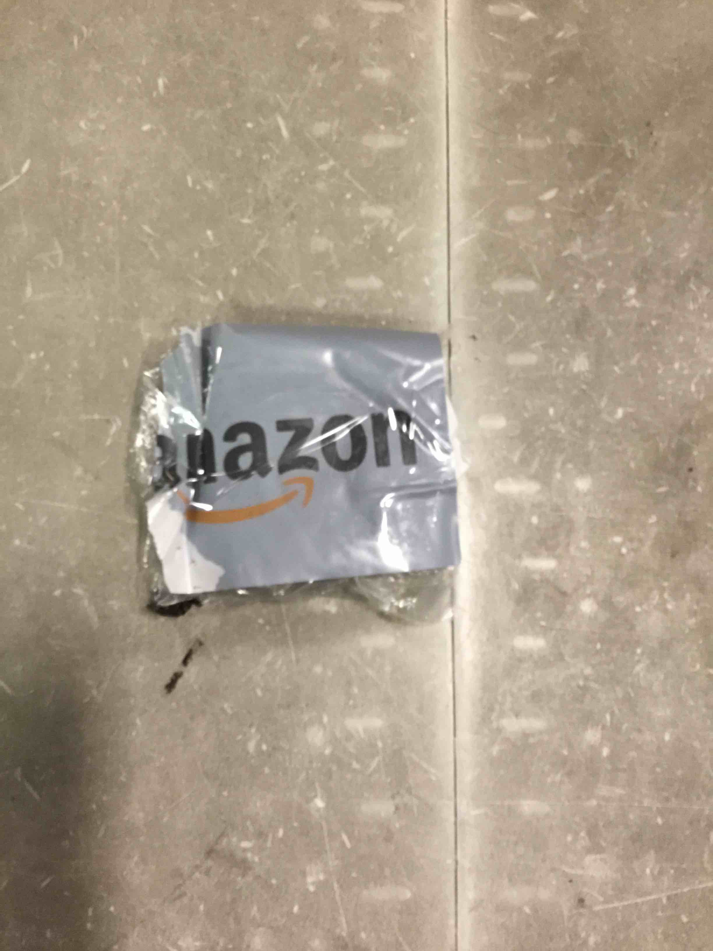 https://s3.amazonaws.com/lotting-images-prod/bidfta/BLU6706961_1719503195355.jpeg