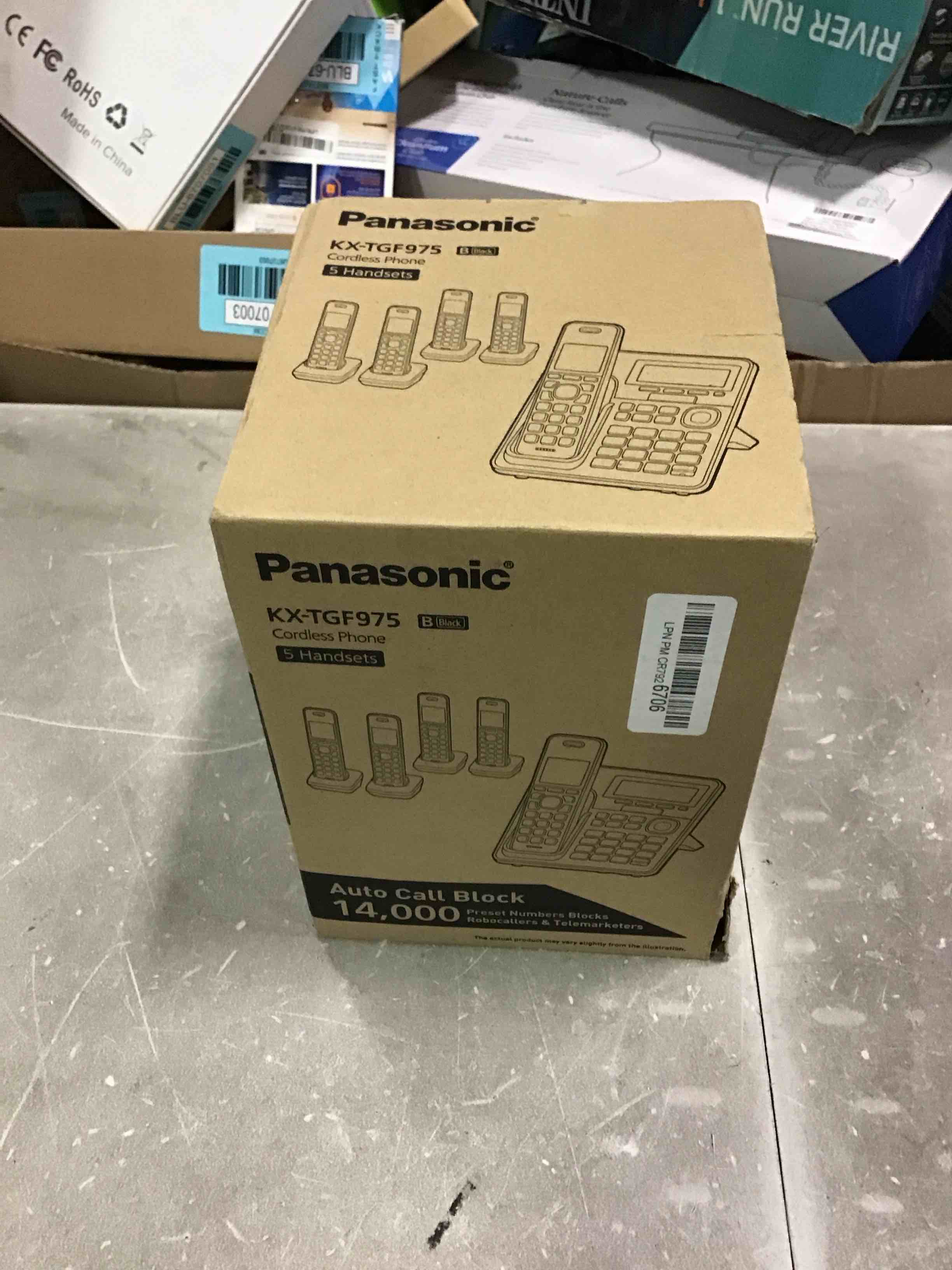 https://s3.amazonaws.com/lotting-images-prod/bidfta/BLU6707095_1719575885295.jpeg