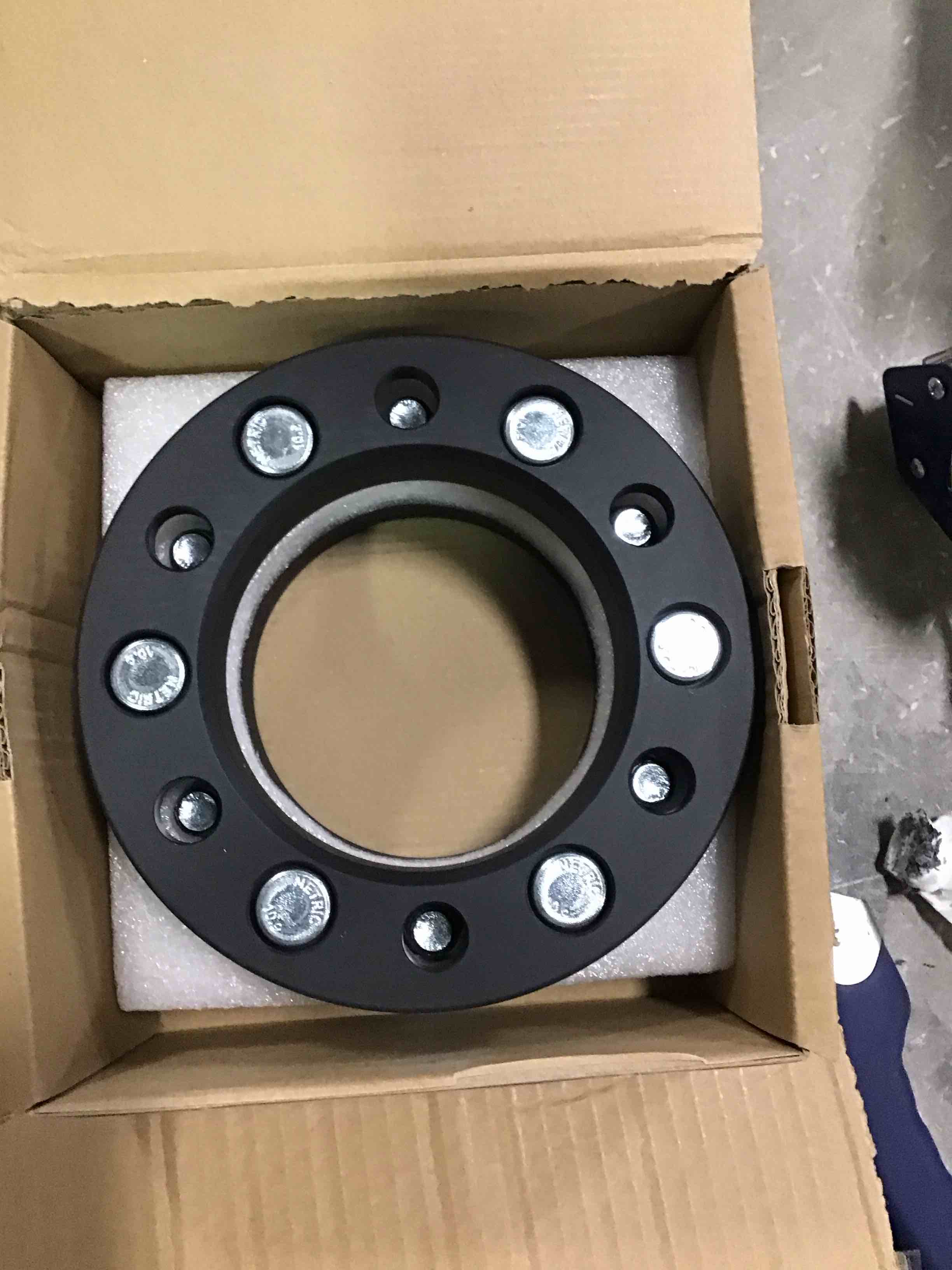 https://s3.amazonaws.com/lotting-images-prod/bidfta/BLU6707237_1719599124525.jpeg