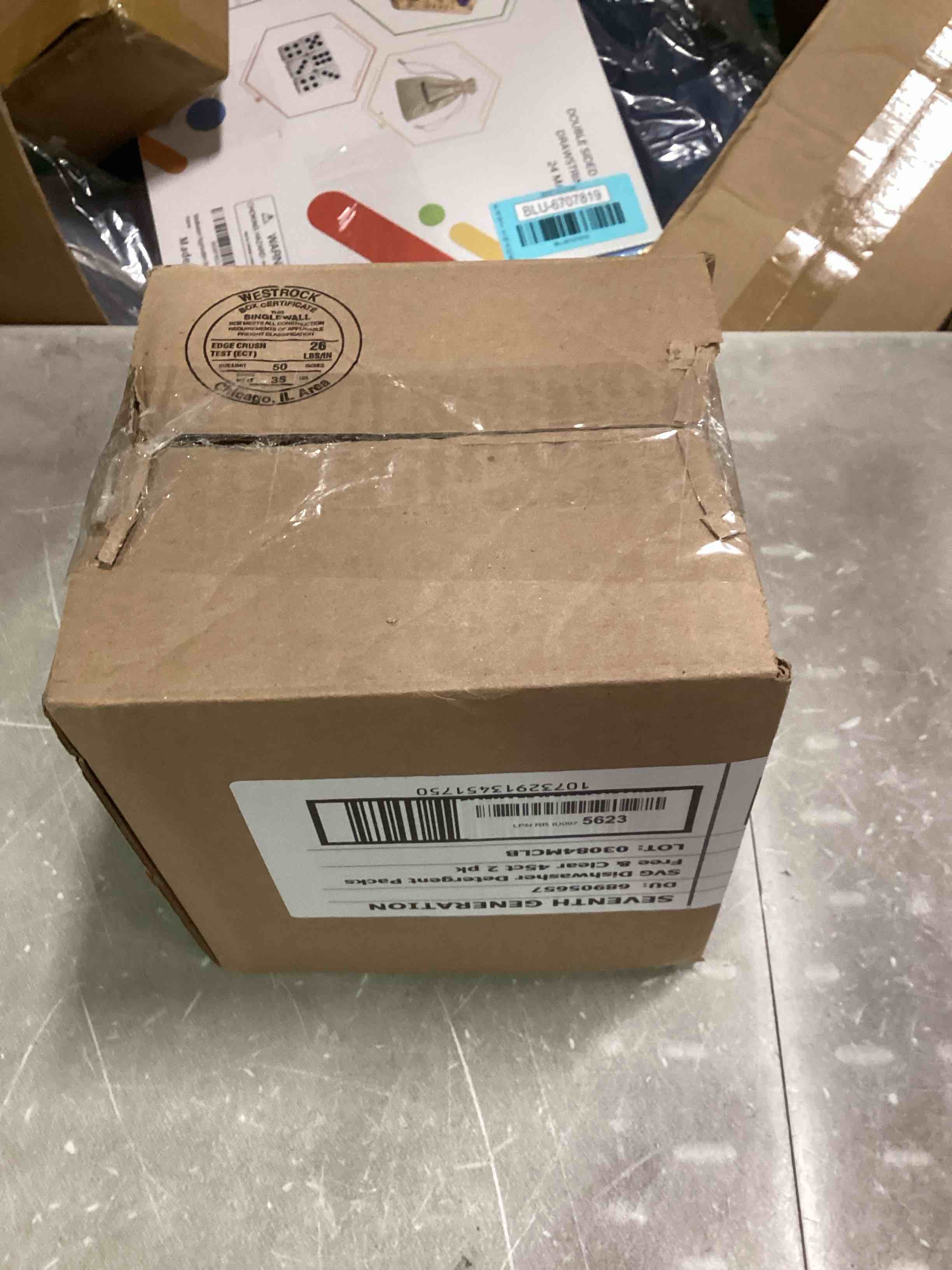 https://s3.amazonaws.com/lotting-images-prod/bidfta/BLU6707825_1719946761801.jpeg