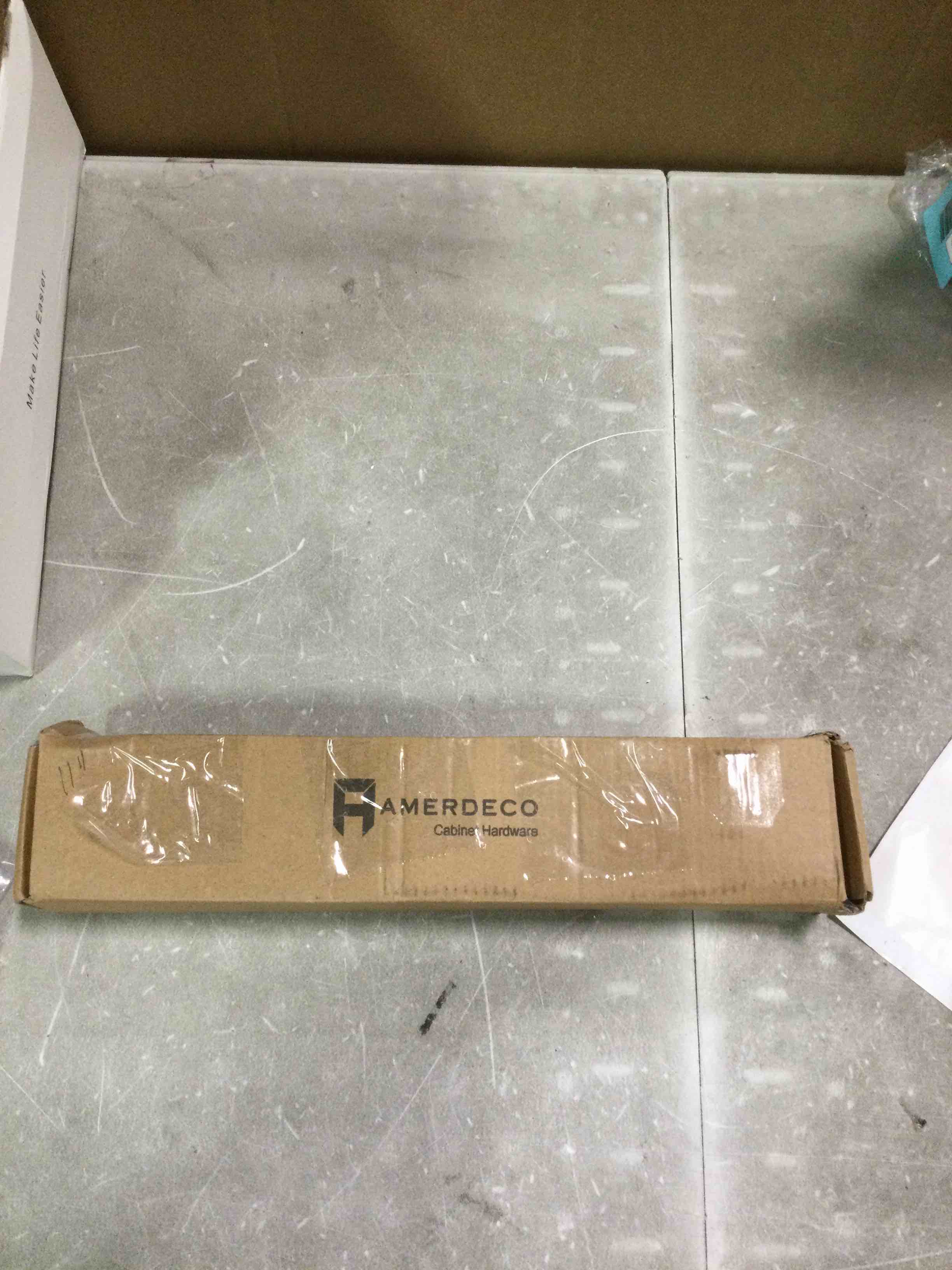 https://s3.amazonaws.com/lotting-images-prod/bidfta/BLU6708066_1720024647859.jpeg