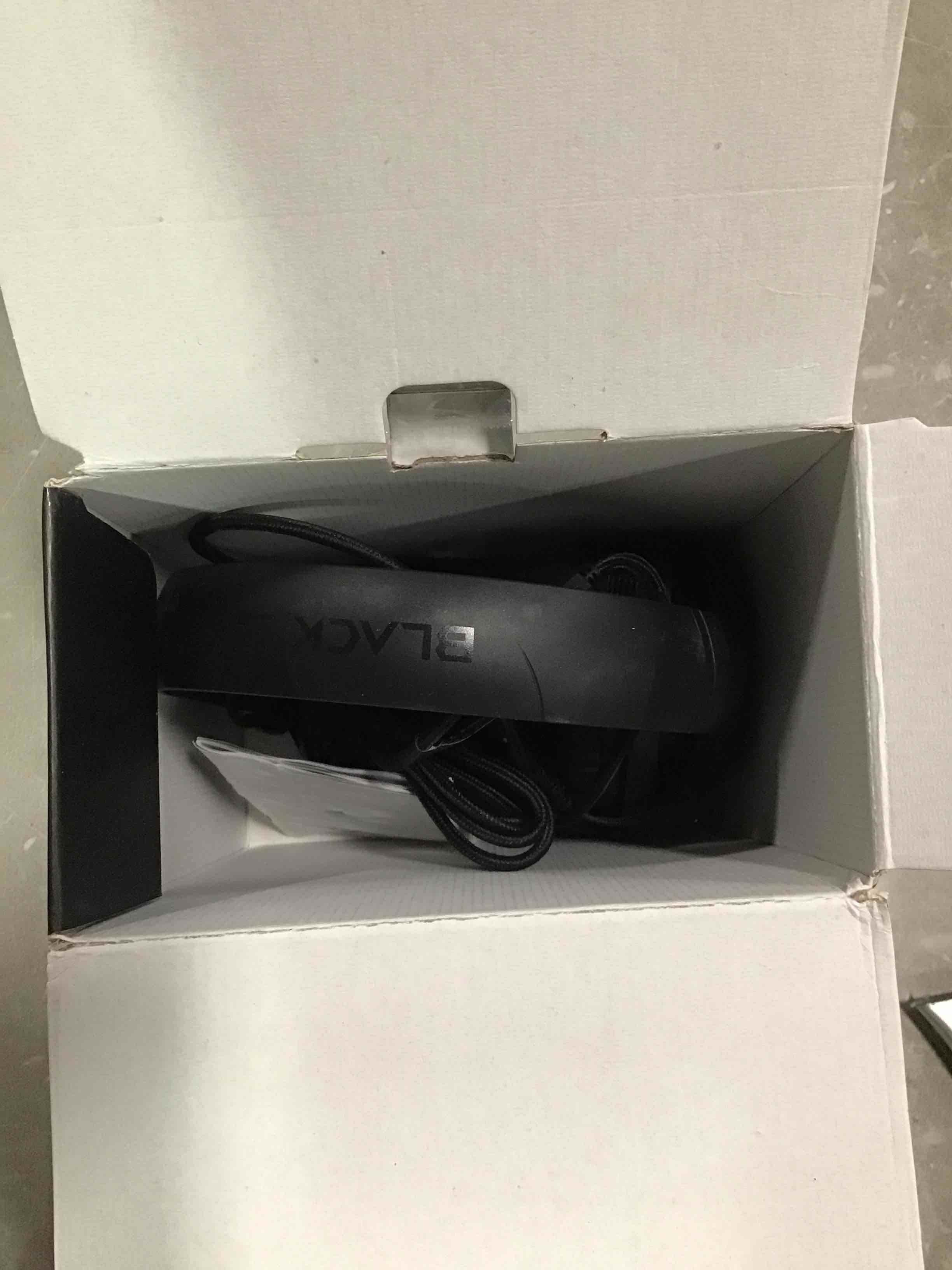 https://s3.amazonaws.com/lotting-images-prod/bidfta/BLU6708086_1720026473902.jpeg