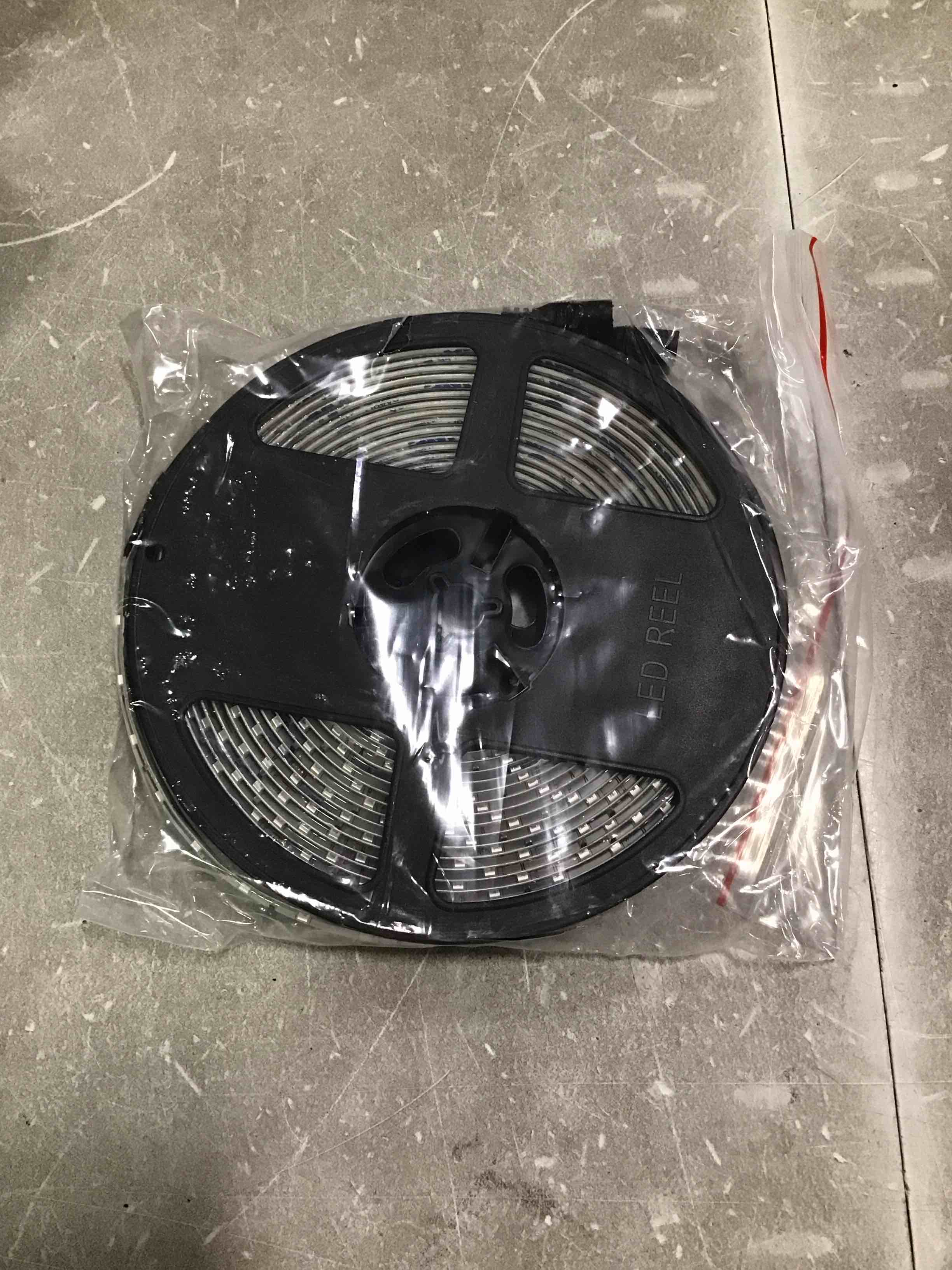 https://s3.amazonaws.com/lotting-images-prod/bidfta/BLU6708170_1720035647927.jpeg
