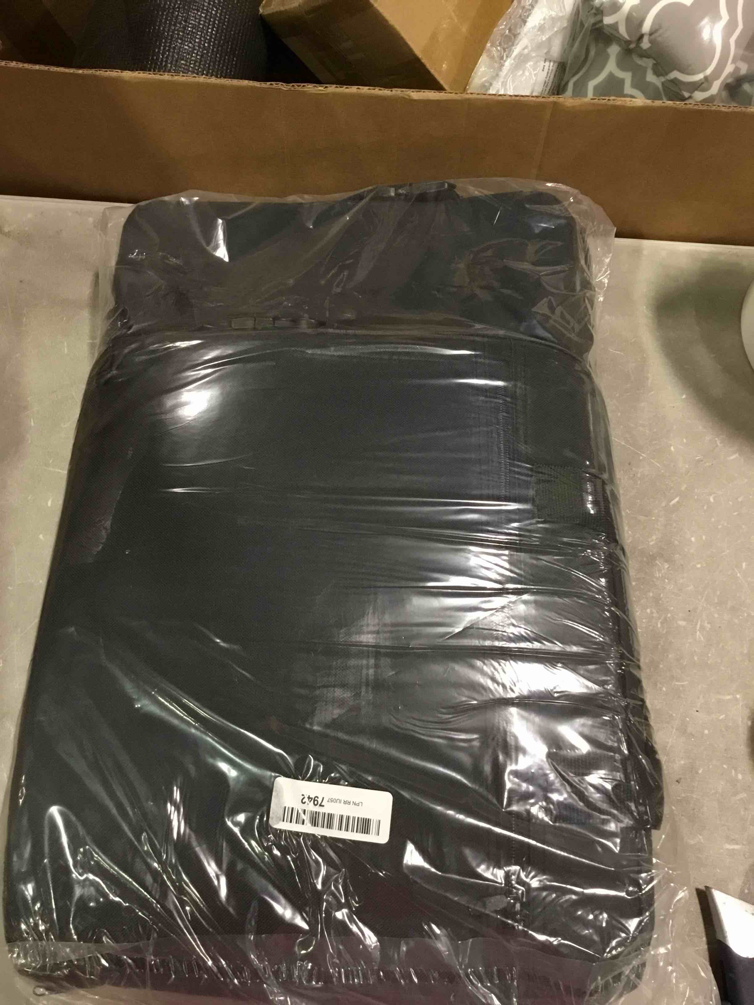 https://s3.amazonaws.com/lotting-images-prod/bidfta/BLU6708371_1720194318913.jpeg