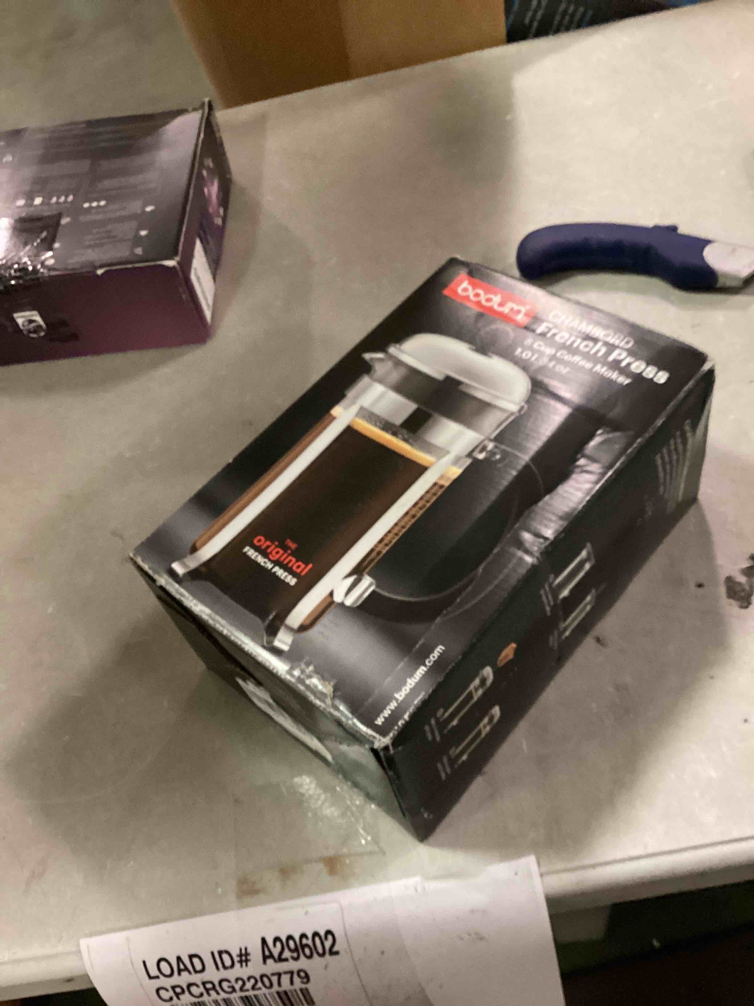 https://s3.amazonaws.com/lotting-images-prod/bidfta/BLU6708668_1719581243857.jpeg