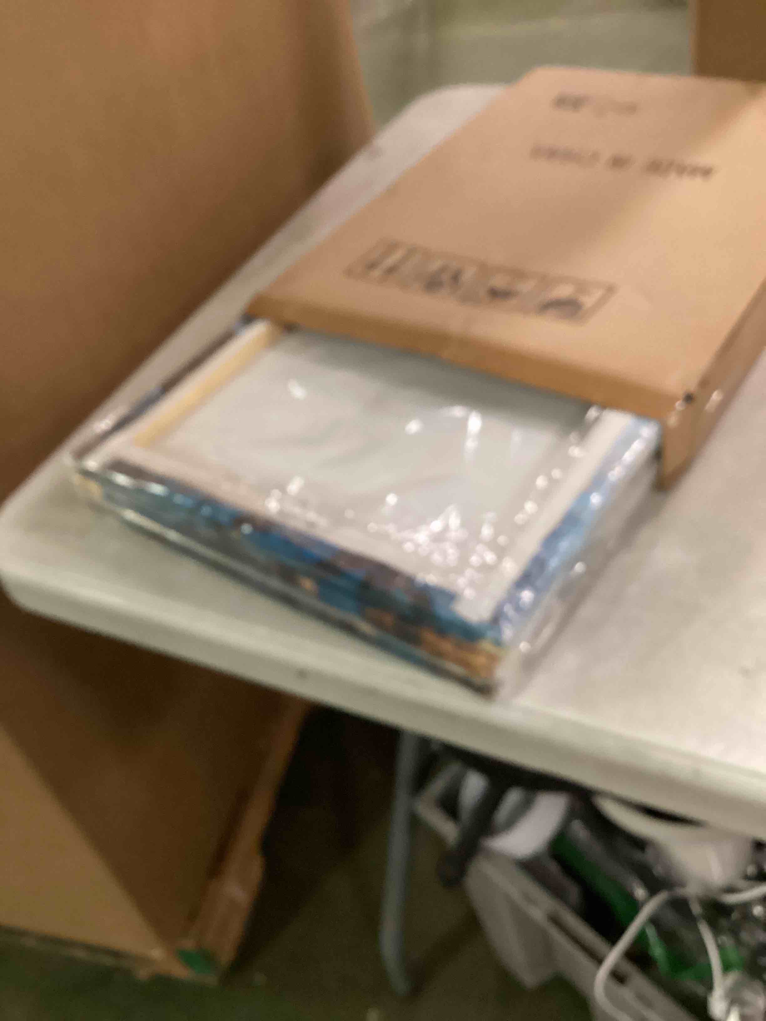 https://s3.amazonaws.com/lotting-images-prod/bidfta/BLU6709222_1719942375116.jpeg