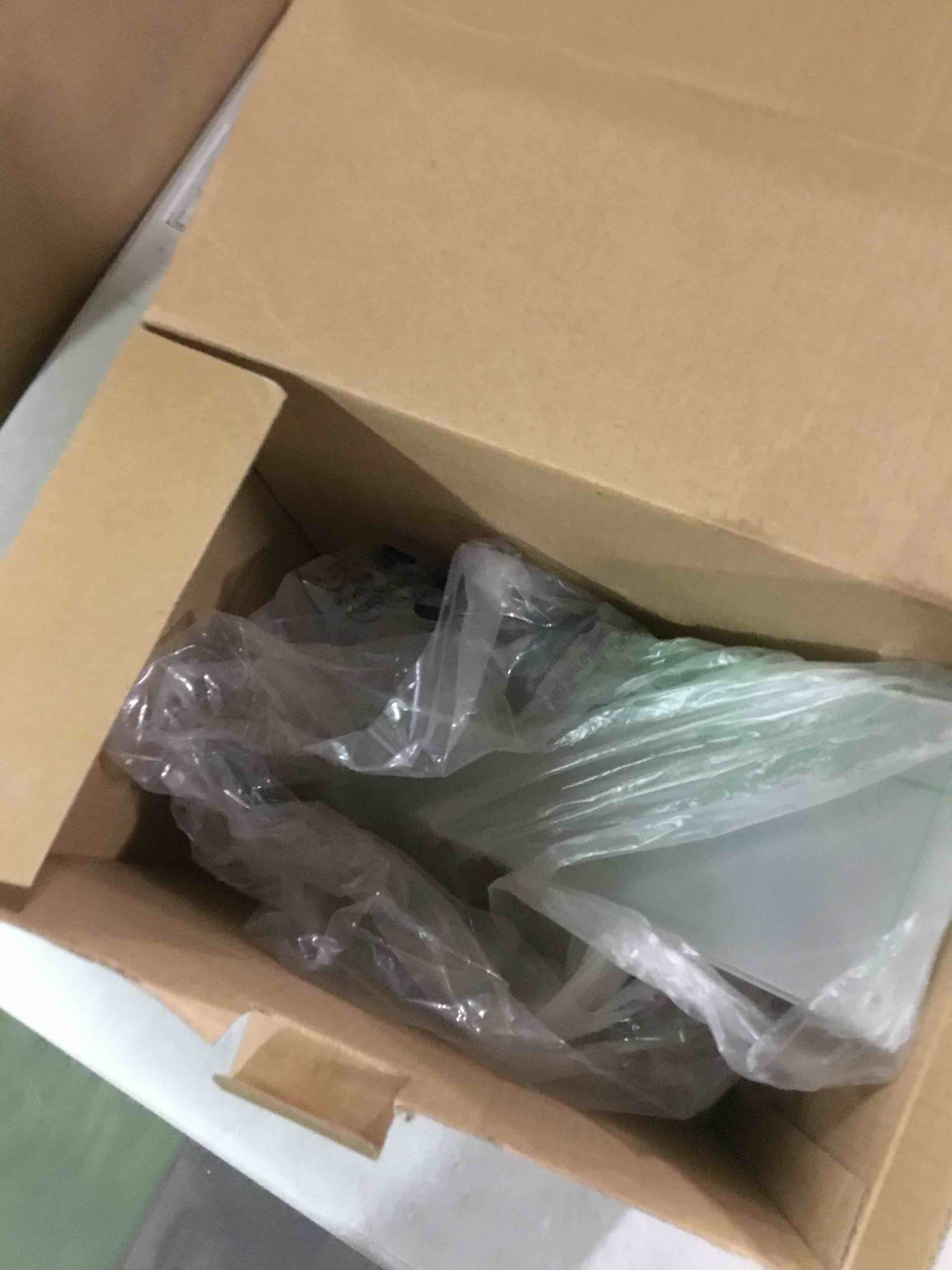 https://s3.amazonaws.com/lotting-images-prod/bidfta/BLU6709480_1720180427106.jpeg