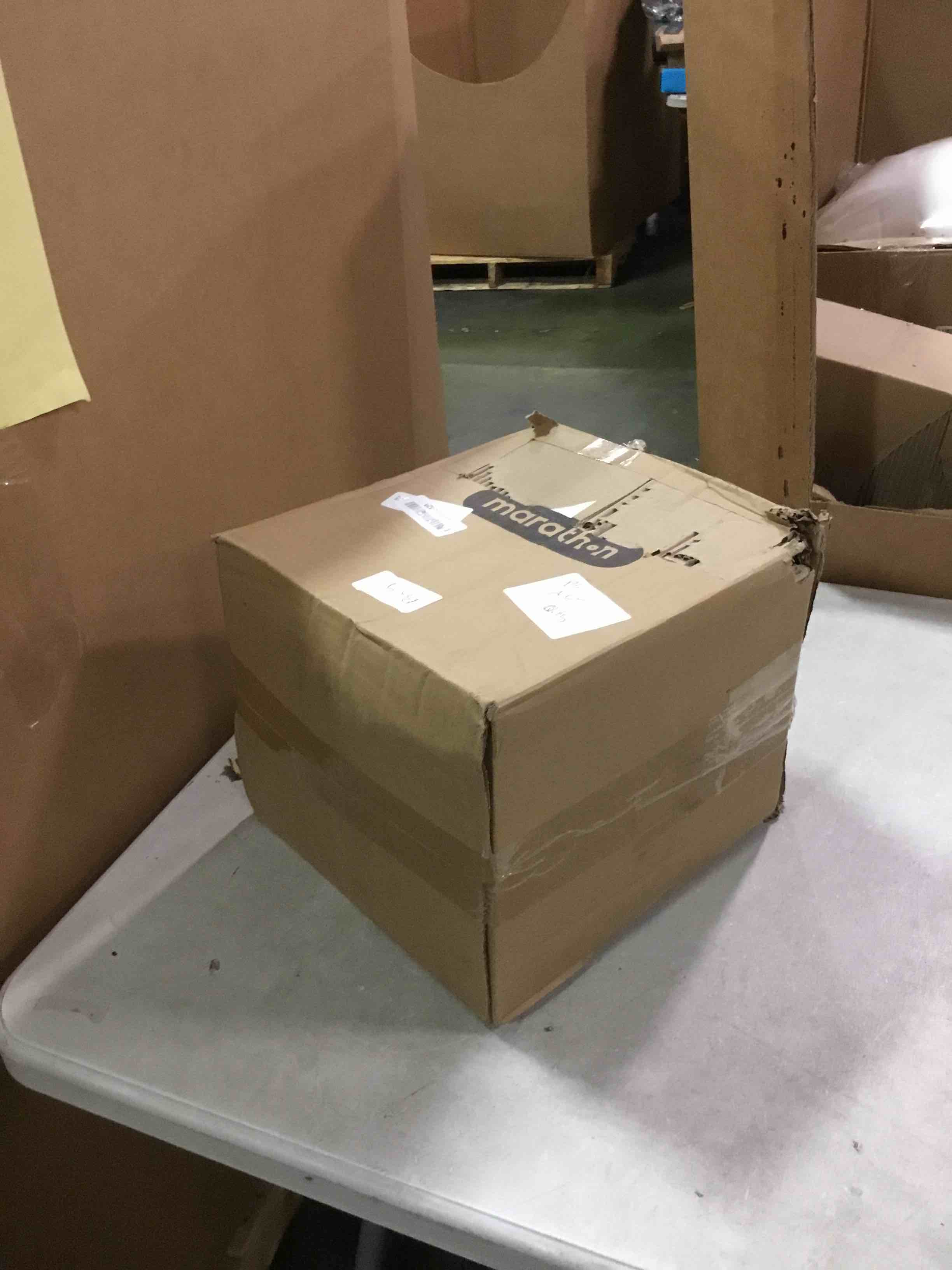 https://s3.amazonaws.com/lotting-images-prod/bidfta/BLU6709566_1720192559266.jpeg