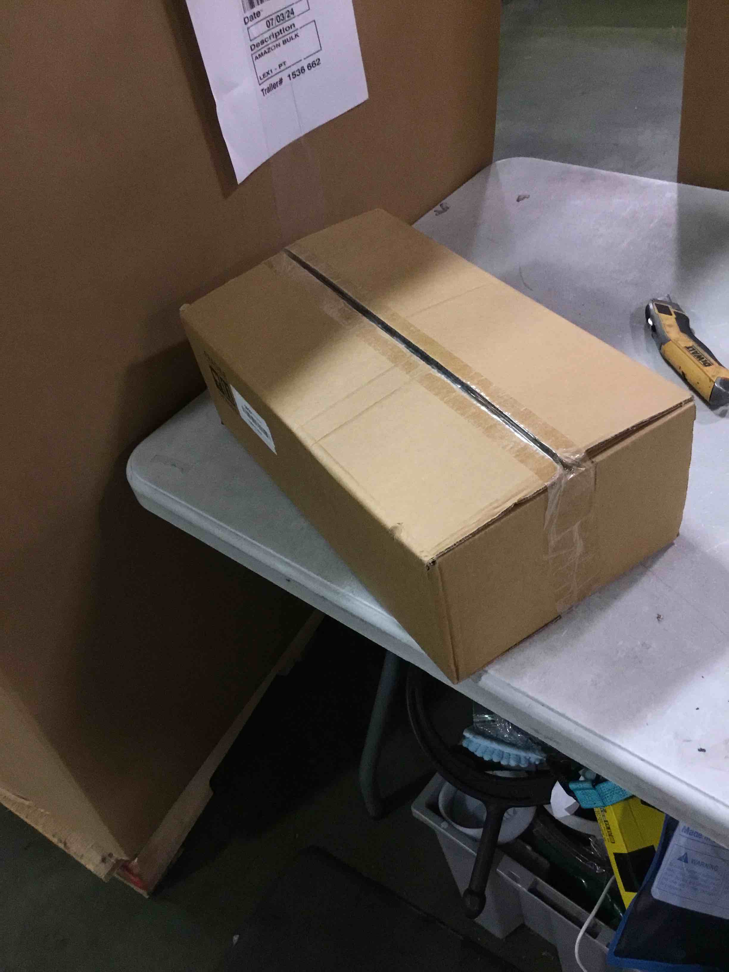 https://s3.amazonaws.com/lotting-images-prod/bidfta/BLU6709580_1720194606831.jpeg