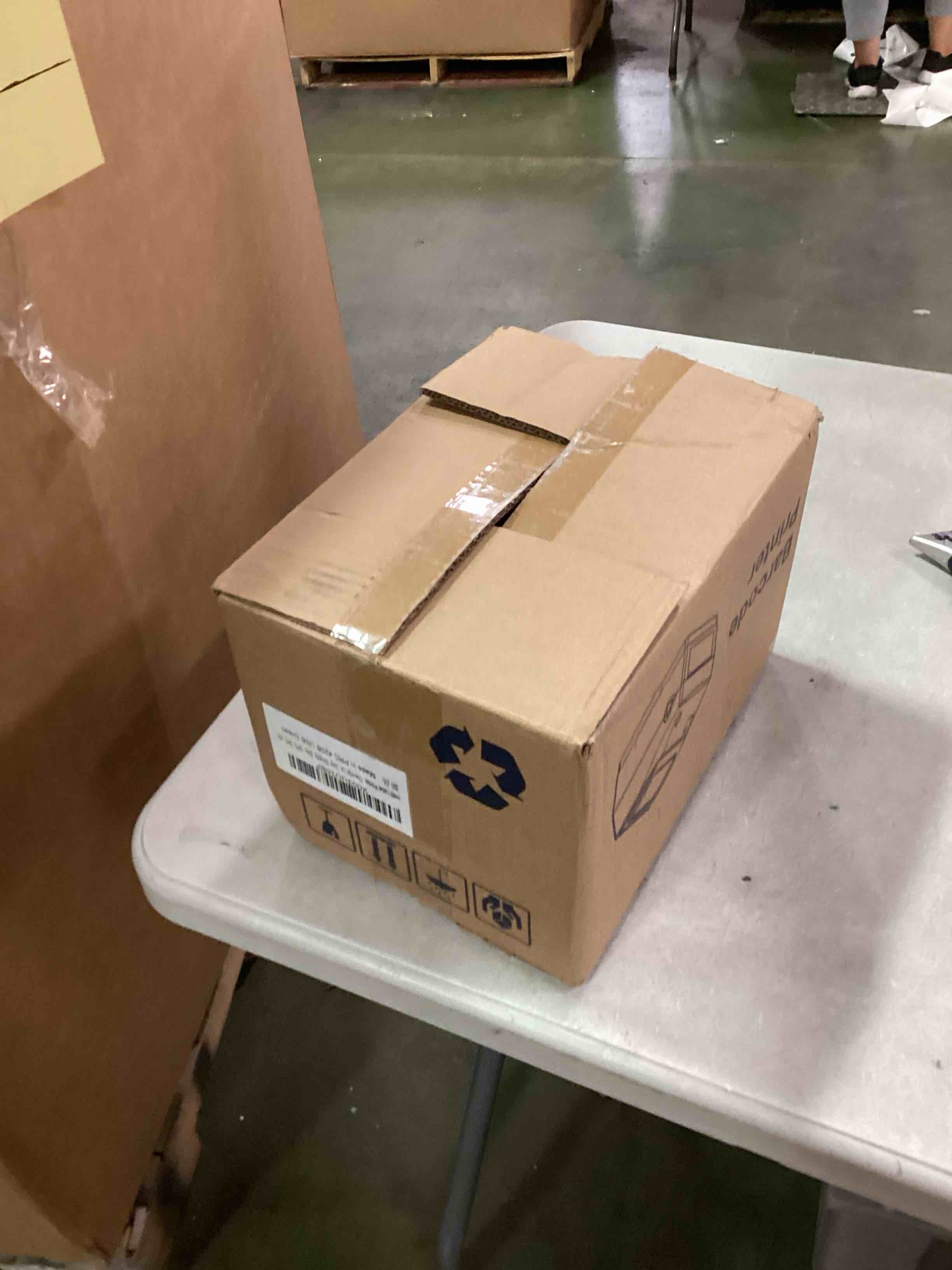 https://s3.amazonaws.com/lotting-images-prod/bidfta/BLU6709781_1720450208004.jpeg