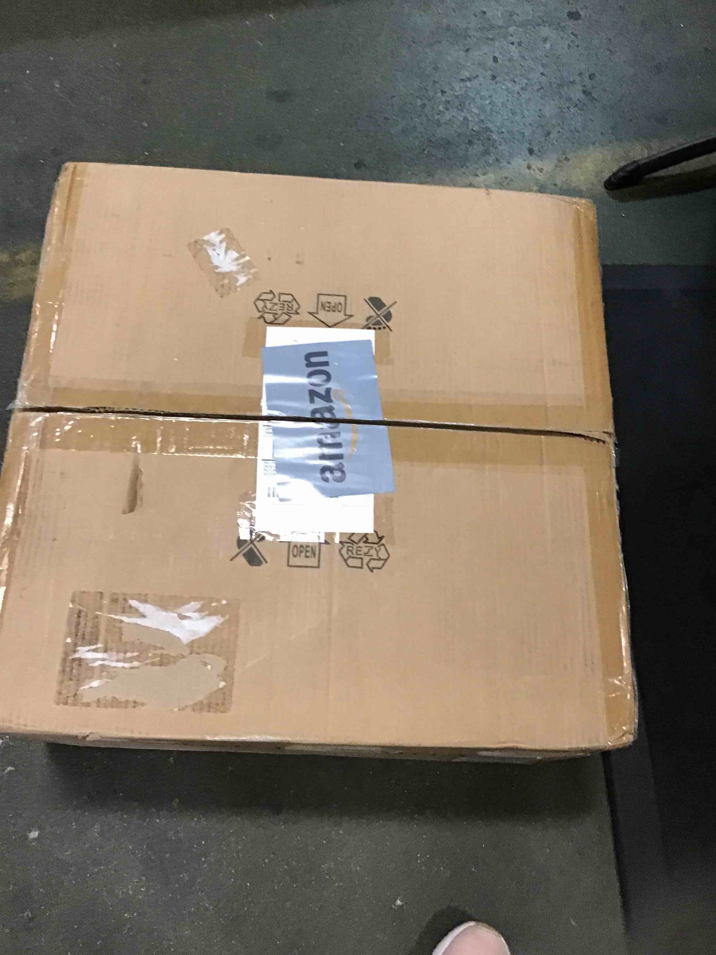 https://s3.amazonaws.com/lotting-images-prod/bidfta/BLU6710015_1719525510993.jpeg