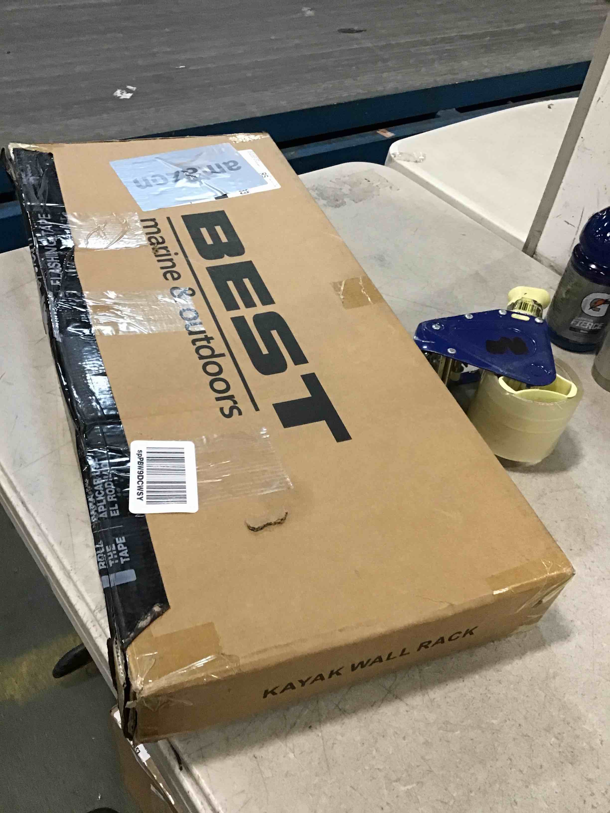 https://s3.amazonaws.com/lotting-images-prod/bidfta/BLU6710070_1719541975953.jpeg