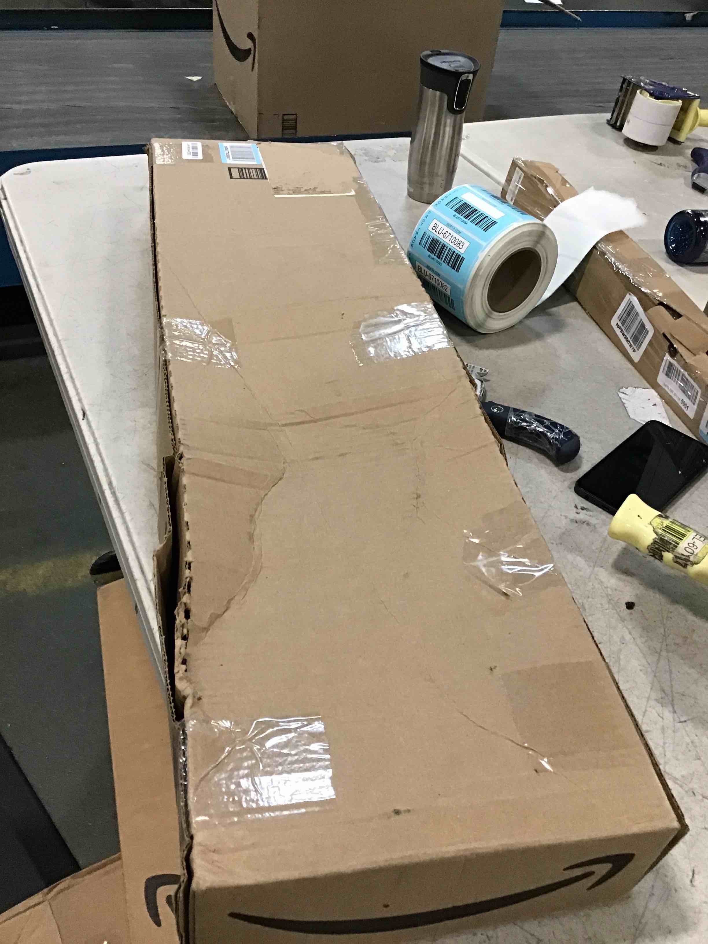 https://s3.amazonaws.com/lotting-images-prod/bidfta/BLU6710077_1719545440577.jpeg