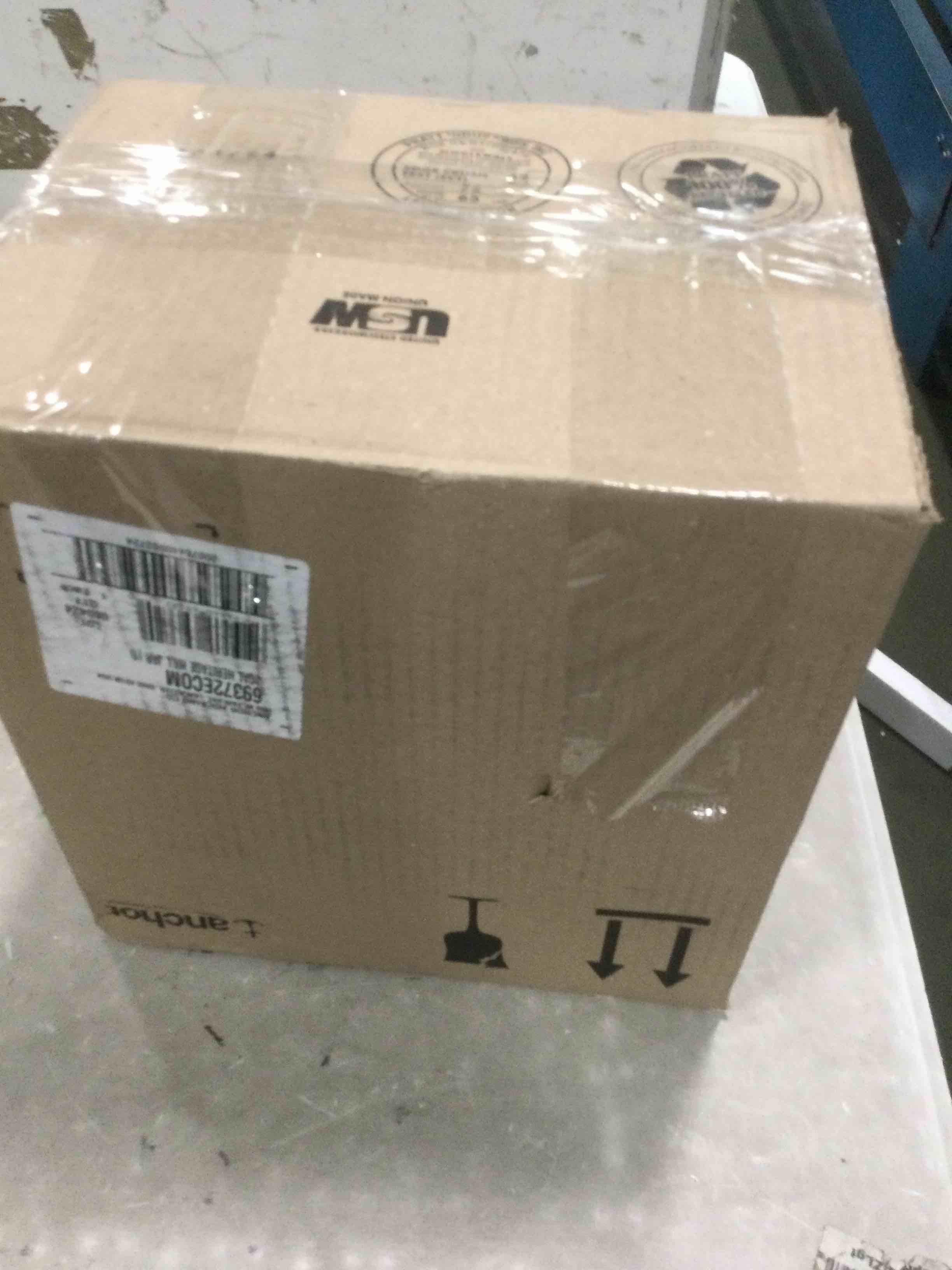 https://s3.amazonaws.com/lotting-images-prod/bidfta/BLU6710612_1719920233689.jpeg