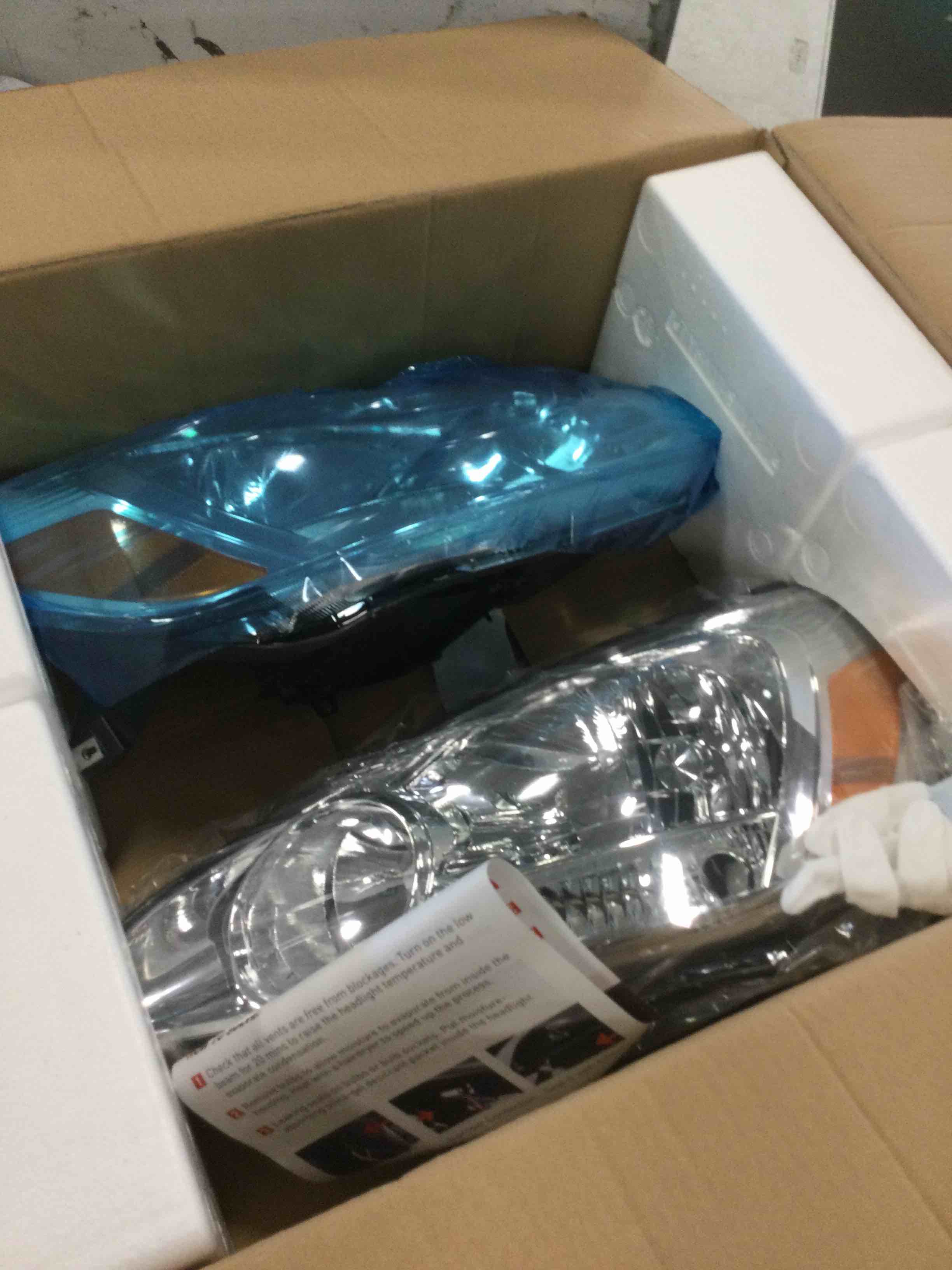 Nilight Headlight Assembly Compatible with 2004 2005 Toyota Sienna Chrome Housing Amber Reflector Upgraded Clear Lens Headlights Assembly Replacement Driver and Passenger Side, 2 Years Warranty