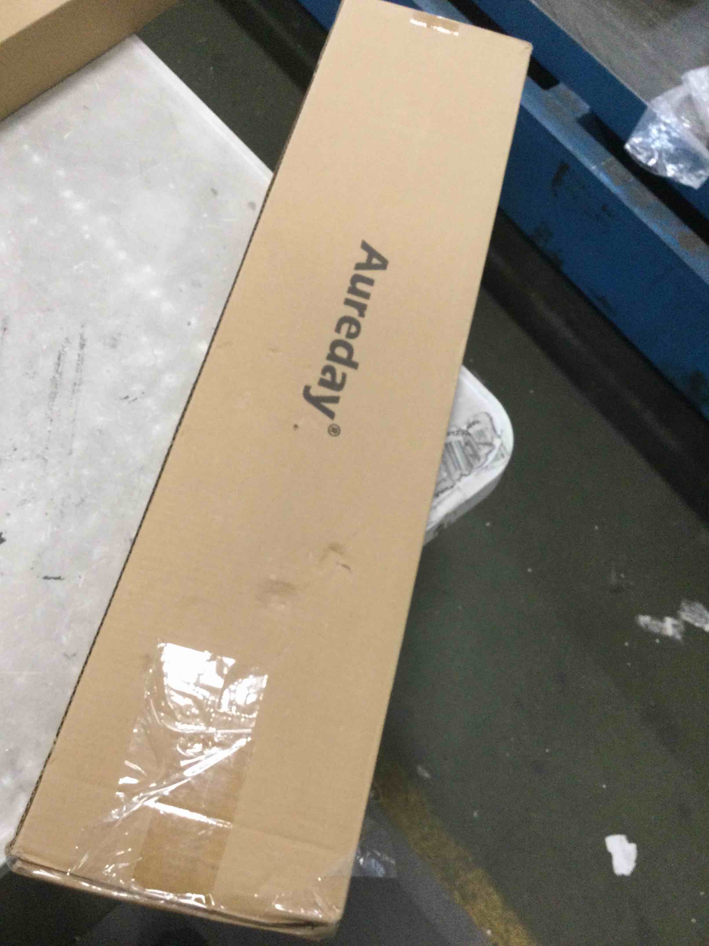 https://s3.amazonaws.com/lotting-images-prod/bidfta/BLU6710652_1719924159845.jpeg
