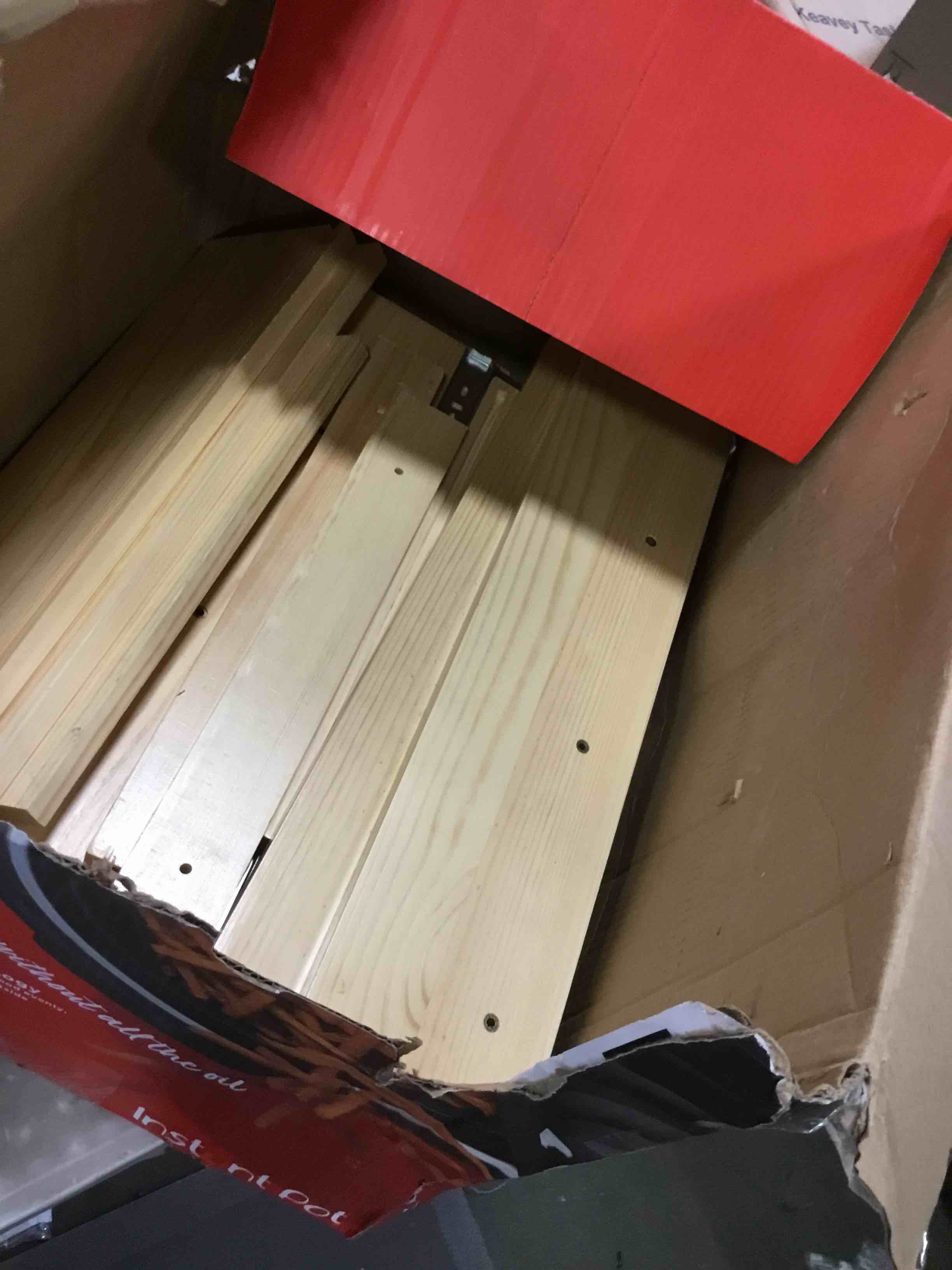https://s3.amazonaws.com/lotting-images-prod/bidfta/BLU6710764_1719937297283.jpeg