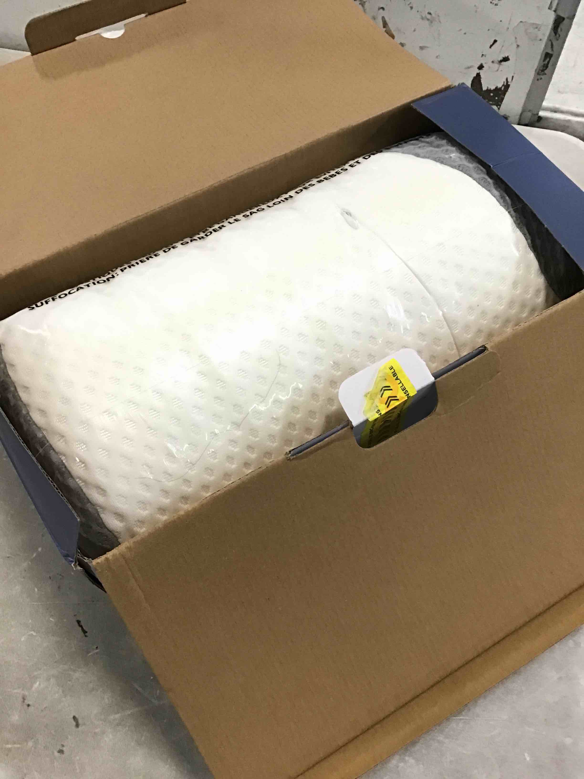 https://s3.amazonaws.com/lotting-images-prod/bidfta/BLU6710785_1719942044319.jpeg