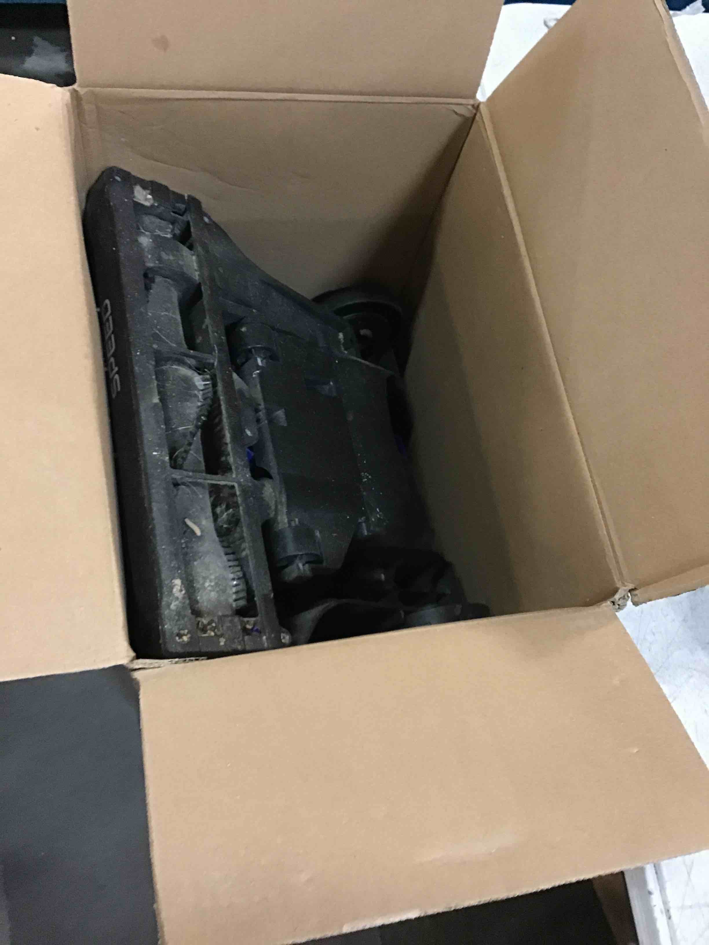 https://s3.amazonaws.com/lotting-images-prod/bidfta/BLU6710923_1720011940473.jpeg