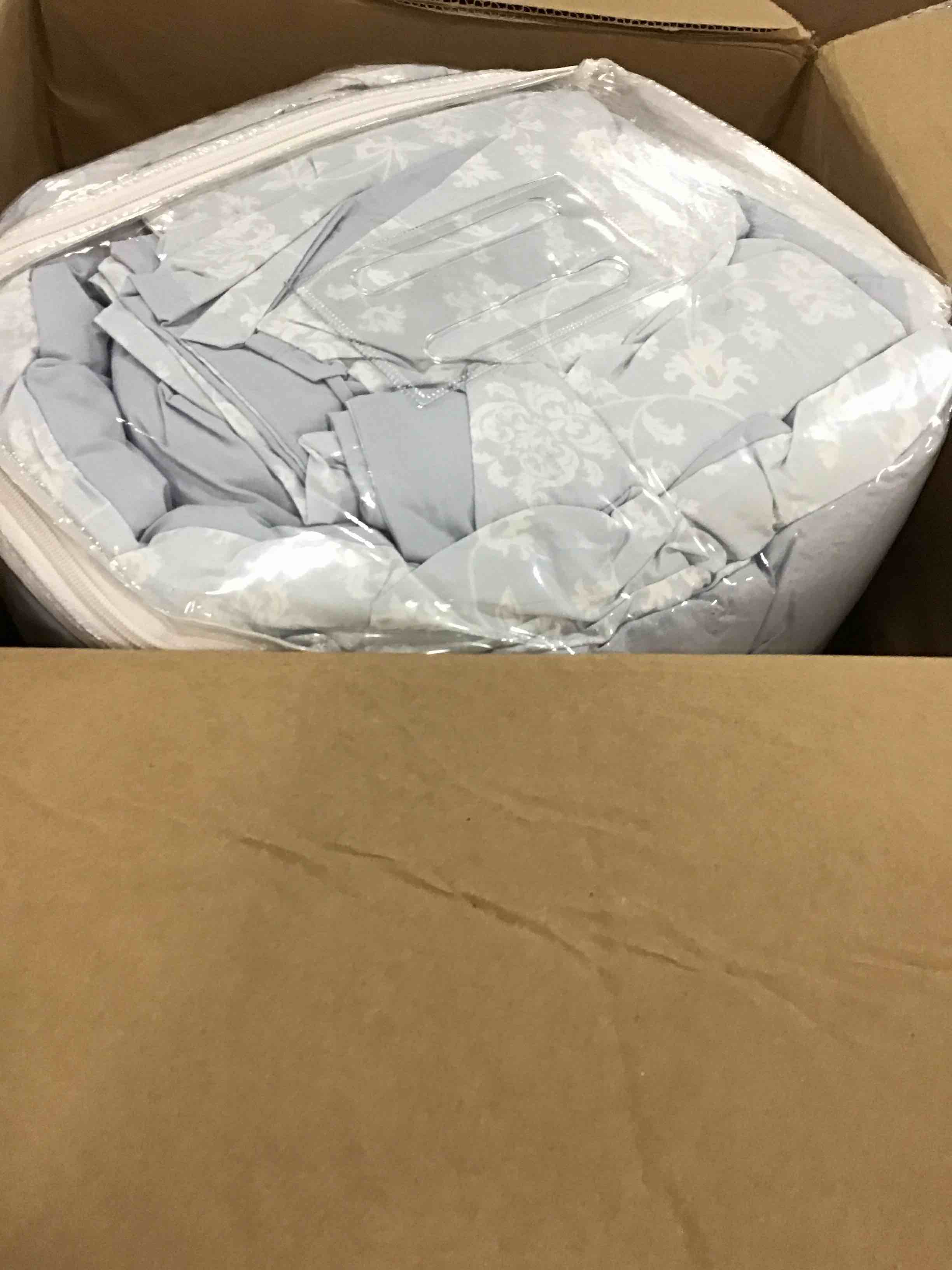 https://s3.amazonaws.com/lotting-images-prod/bidfta/BLU6711432_1720445140941.jpeg