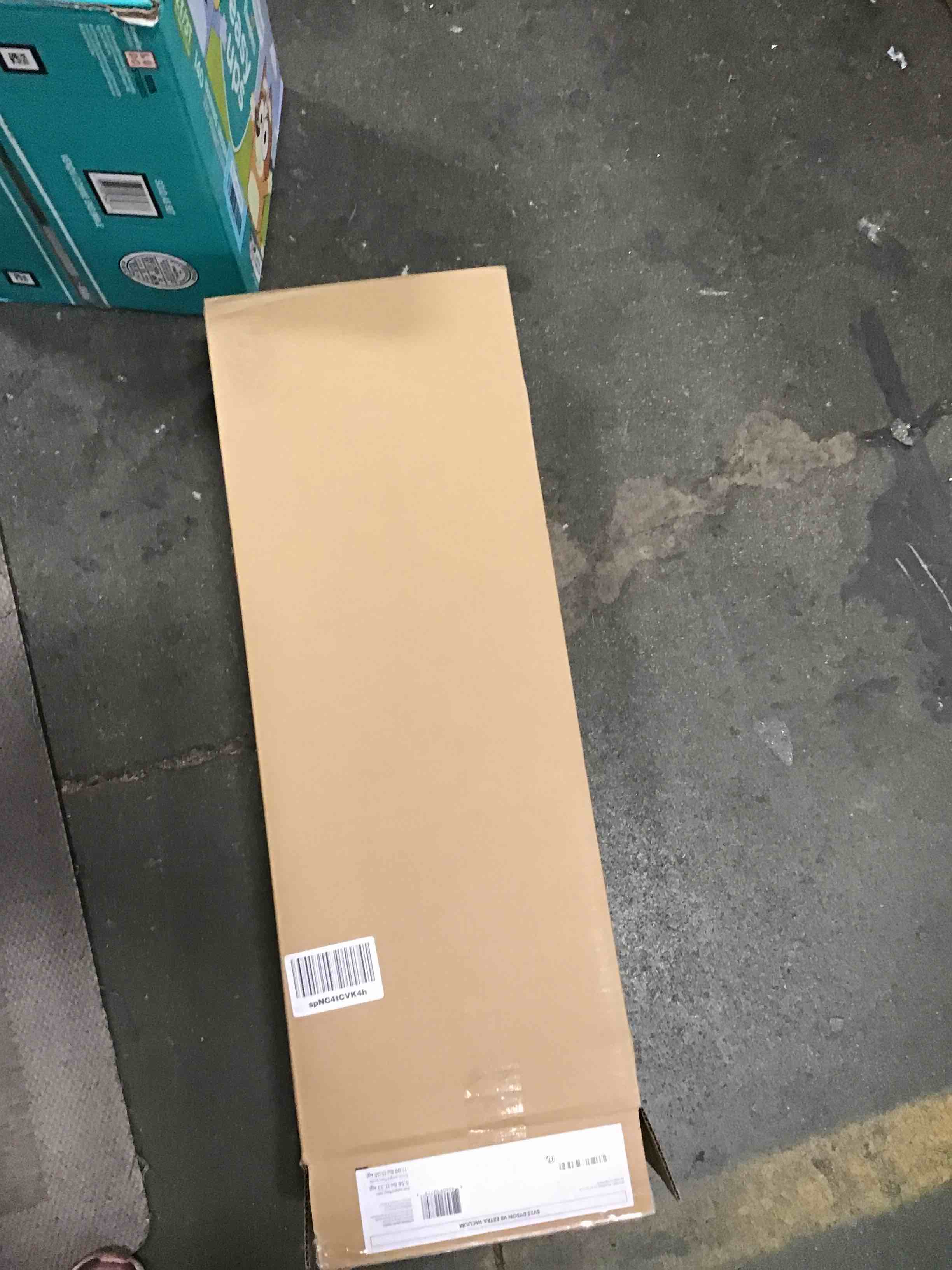 https://s3.amazonaws.com/lotting-images-prod/bidfta/BLU6711489_1719535673449.jpeg